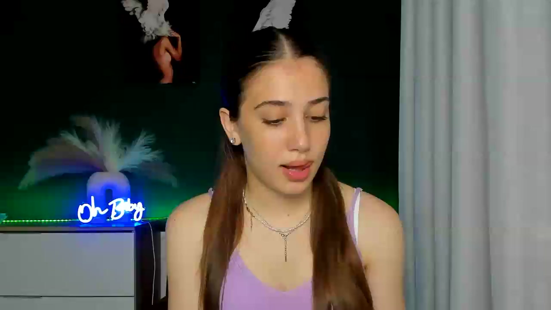 Gallery image thumbnail from AlexaPirs's myfreecams stream on, 06/09/2026, 13:43 image 1 of 20