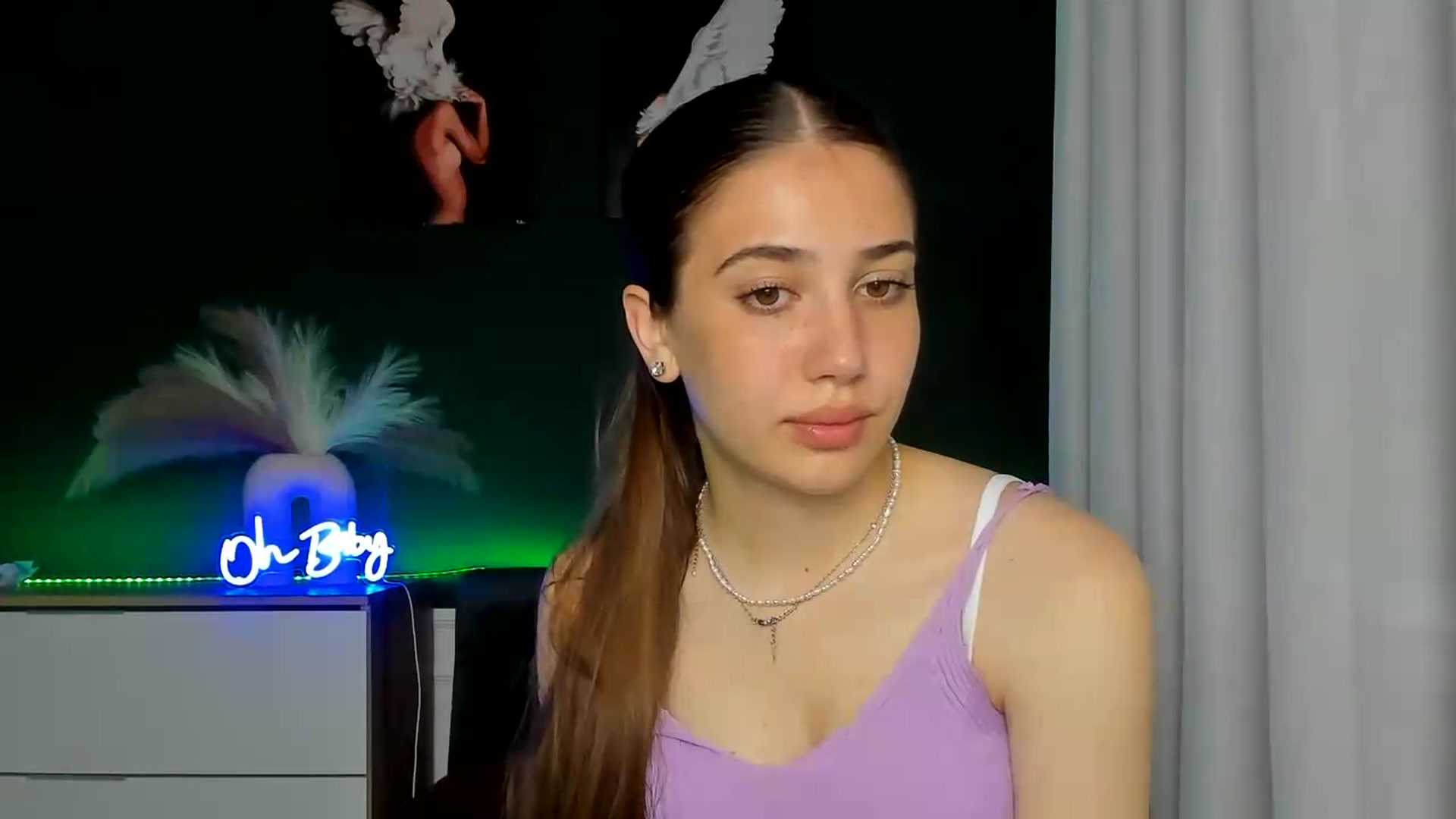 Gallery image thumbnail from AlexaPirs's myfreecams stream on, 06/09/2026, 13:43 image 20 of 20