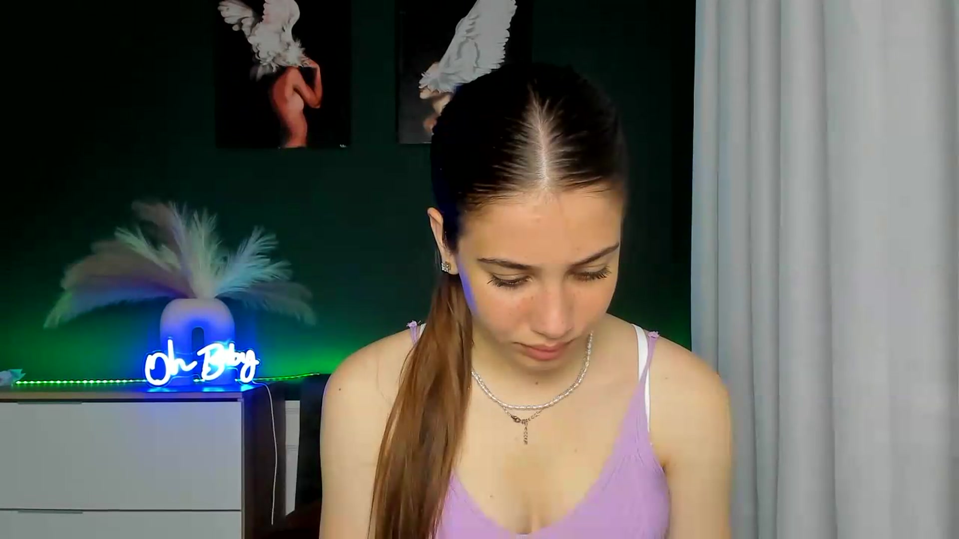 Gallery image thumbnail from AlexaPirs's myfreecams stream on, 06/09/2026, 13:43 image 17 of 20