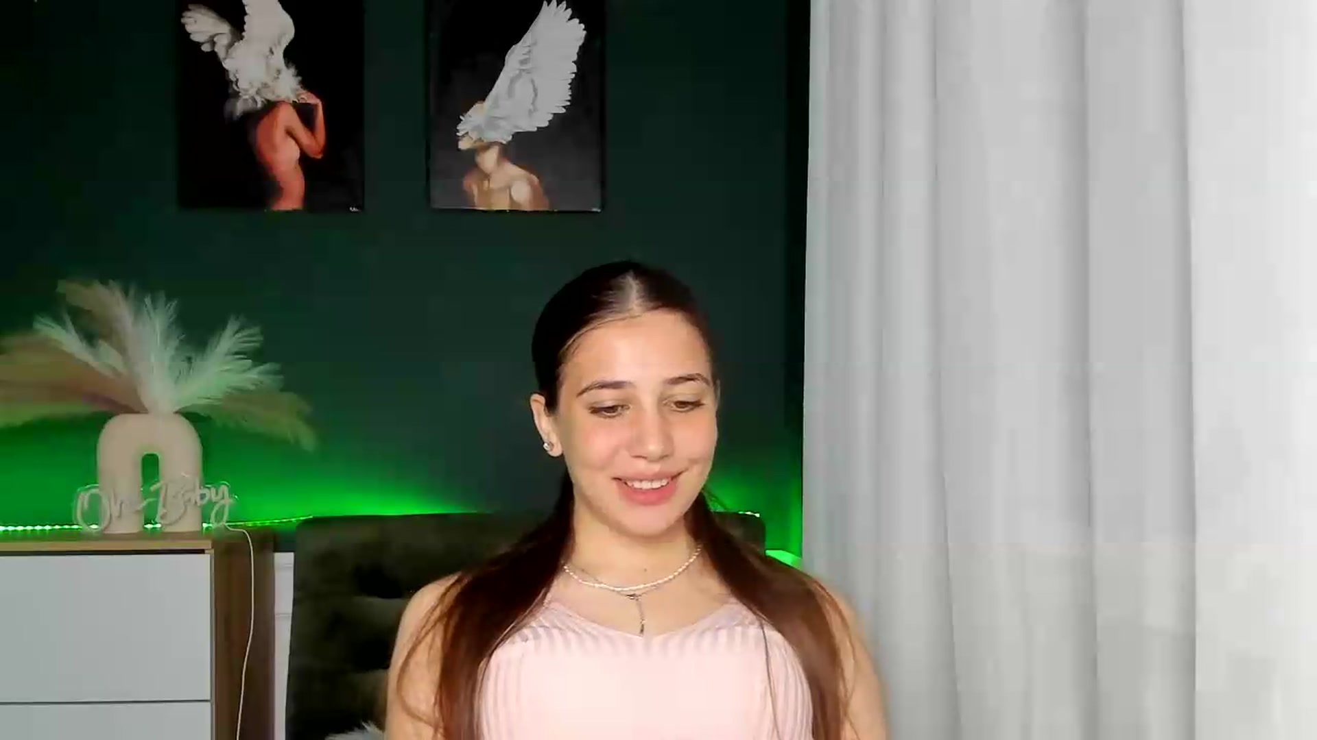 Gallery image thumbnail from AlexaPirs's myfreecams stream on, 06/11/2026, 16:51 image 9 of 20