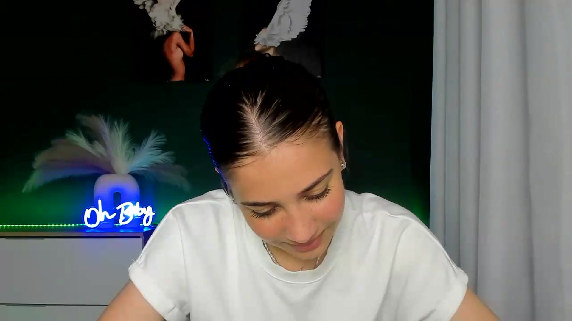 Gallery image thumbnail from AlexaPirs's myfreecams stream on, 06/12/2026, 13:45 image 11 of 20