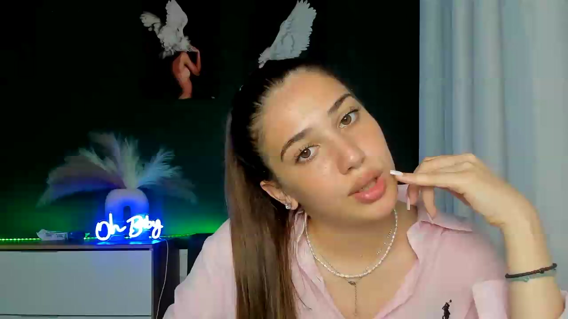 Gallery image thumbnail from AlexaPirs's myfreecams stream on, 06/15/2026, 15:05 image 15 of 20