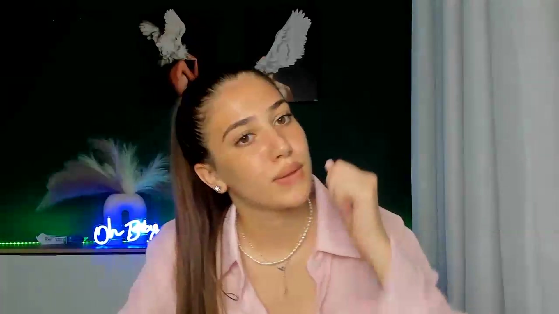 Gallery image thumbnail from AlexaPirs's myfreecams stream on, 06/15/2026, 15:05 image 10 of 20