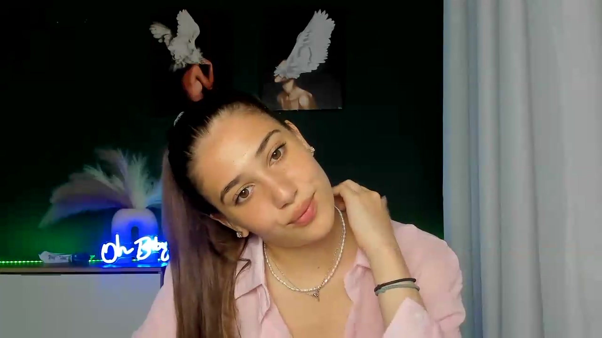 Gallery image thumbnail from AlexaPirs's myfreecams stream on, 06/15/2026, 15:05 image 5 of 20