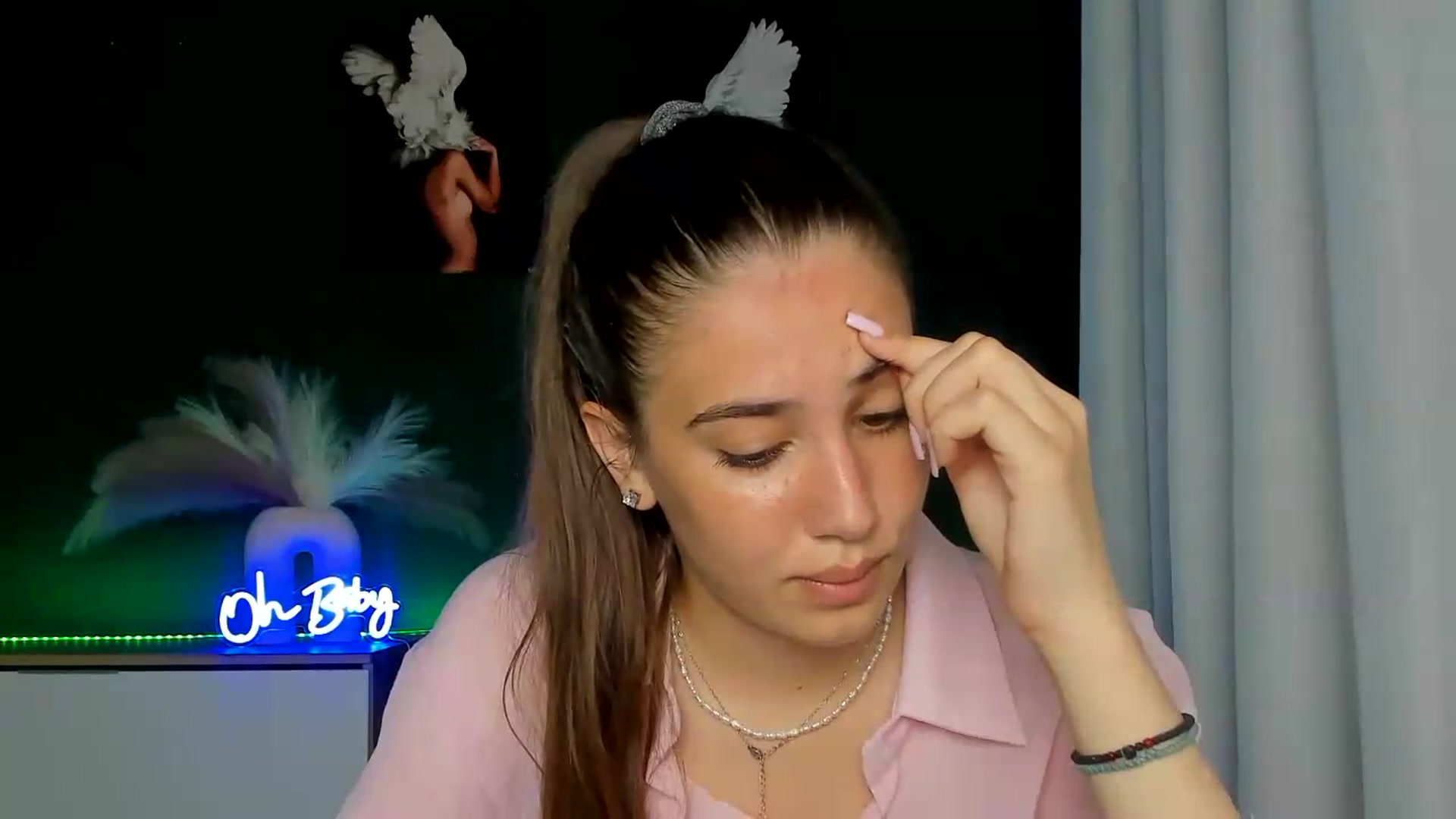 Gallery image thumbnail from AlexaPirs's myfreecams stream on, 06/15/2026, 16:43 image 15 of 20