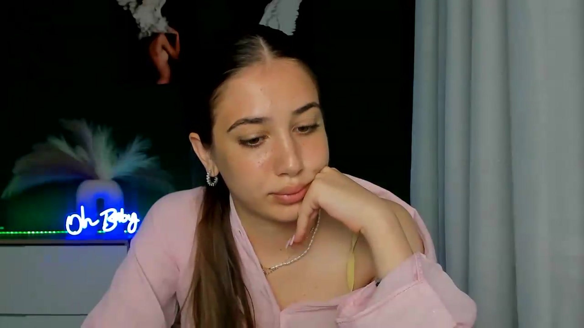 Gallery image thumbnail from AlexaPirs's myfreecams stream on, 06/16/2026, 14:35 image 12 of 20