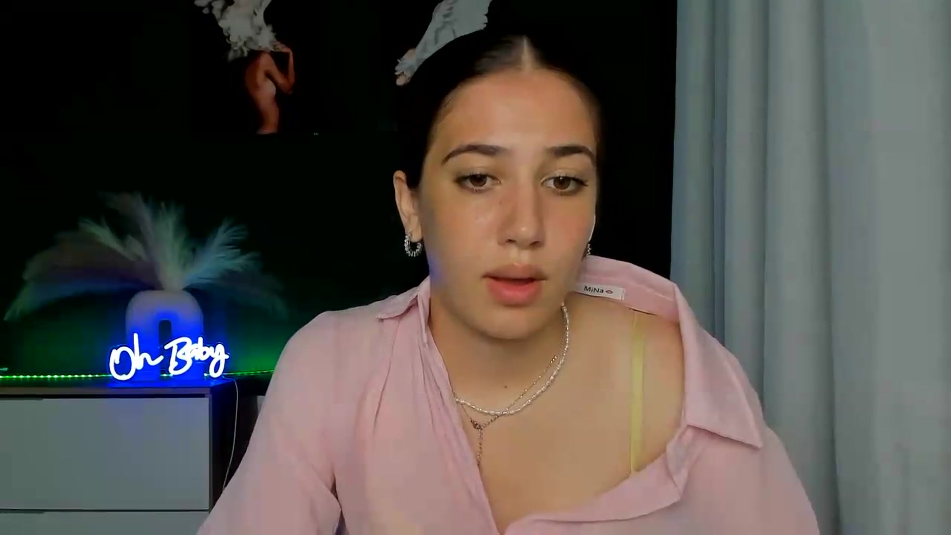 Gallery image thumbnail from AlexaPirs's myfreecams stream on, 06/16/2026, 16:43 image 8 of 20