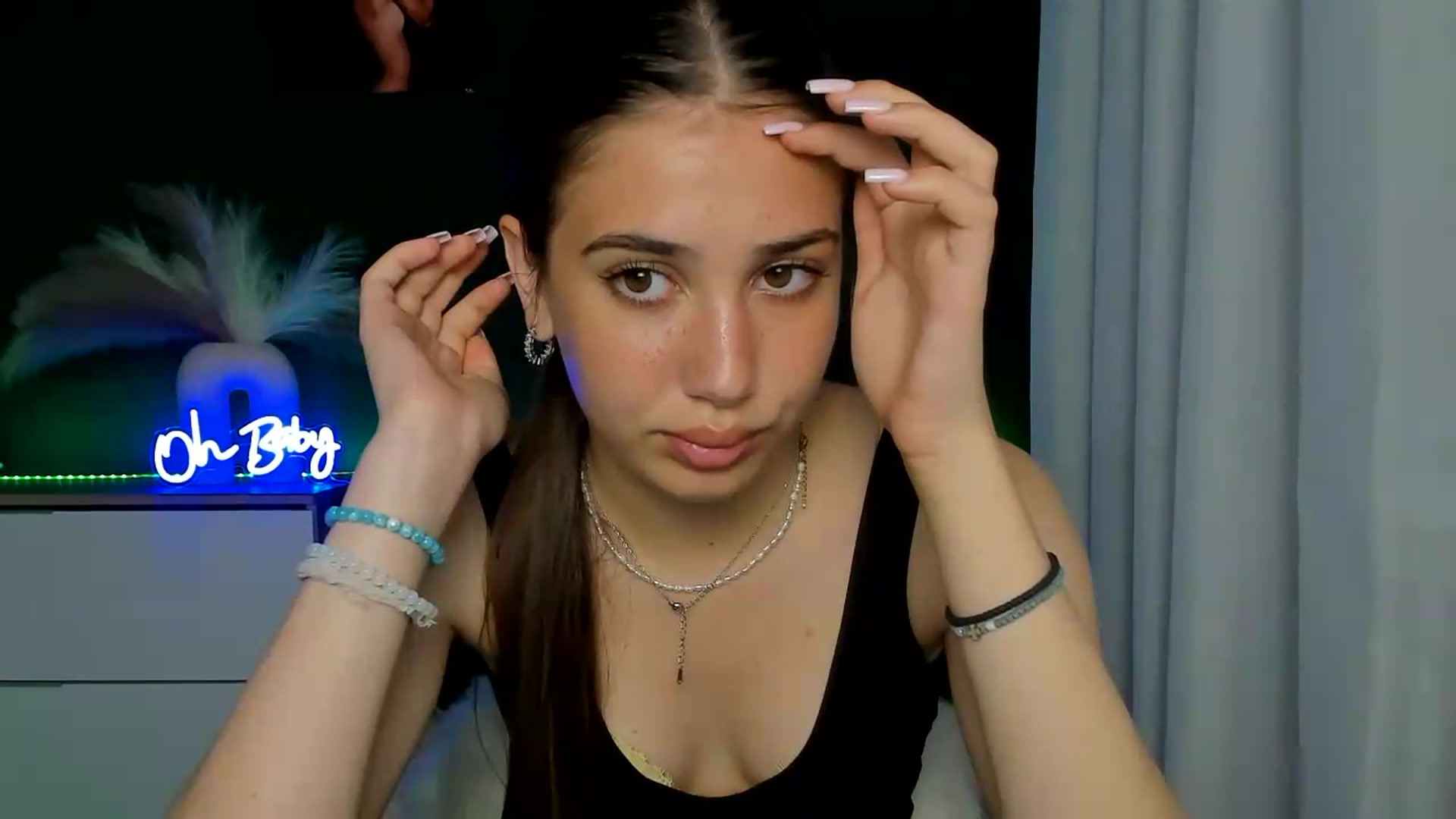 Gallery image thumbnail from AlexaPirs's myfreecams stream on, 06/19/2026, 14:26 image 18 of 20