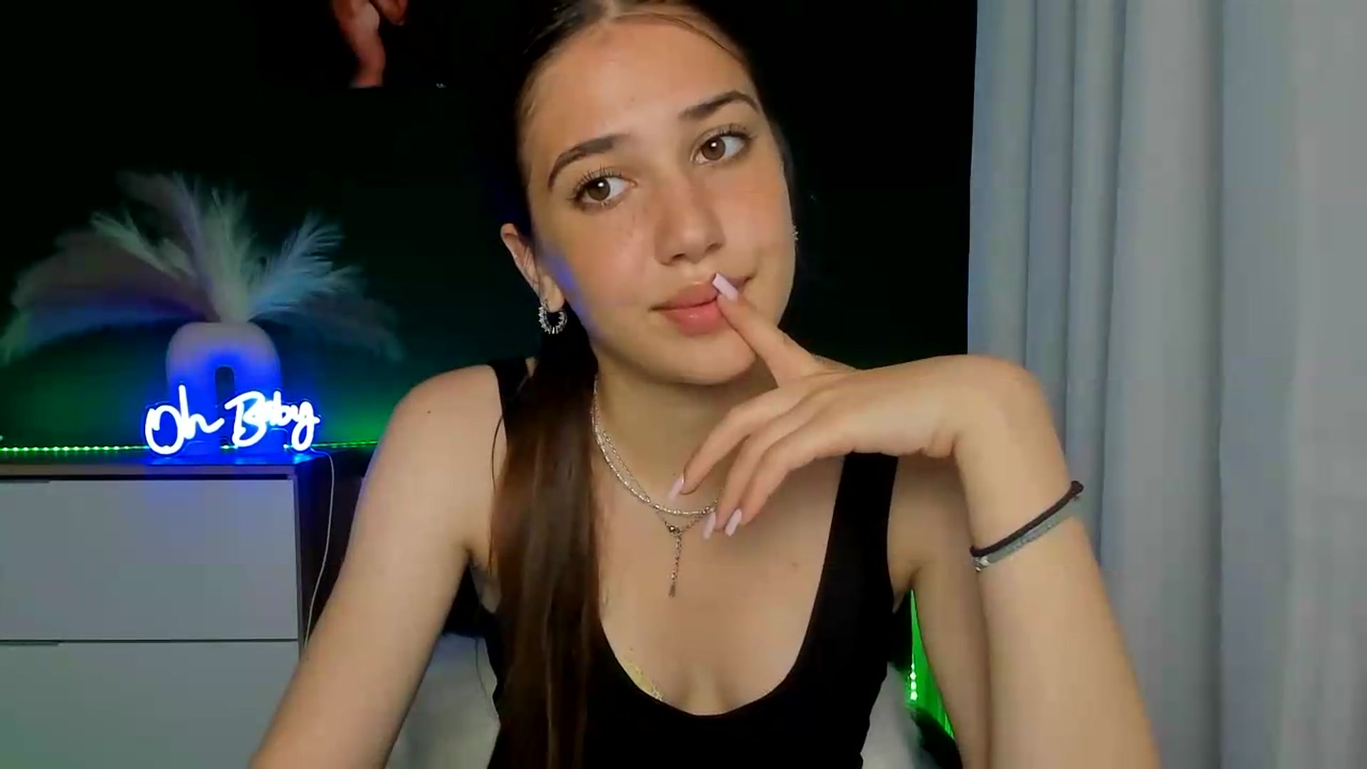 Gallery image thumbnail from AlexaPirs's myfreecams stream on, 06/19/2026, 14:26 image 16 of 20