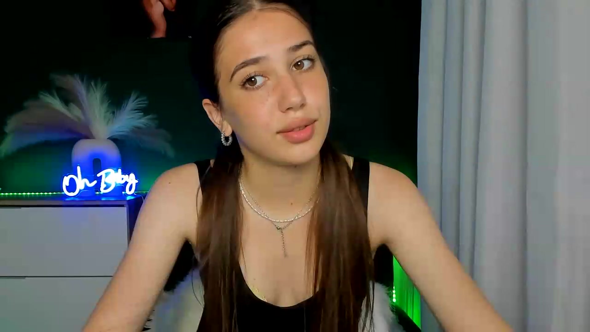 Gallery image thumbnail from AlexaPirs's myfreecams stream on, 06/19/2026, 14:26 image 15 of 20