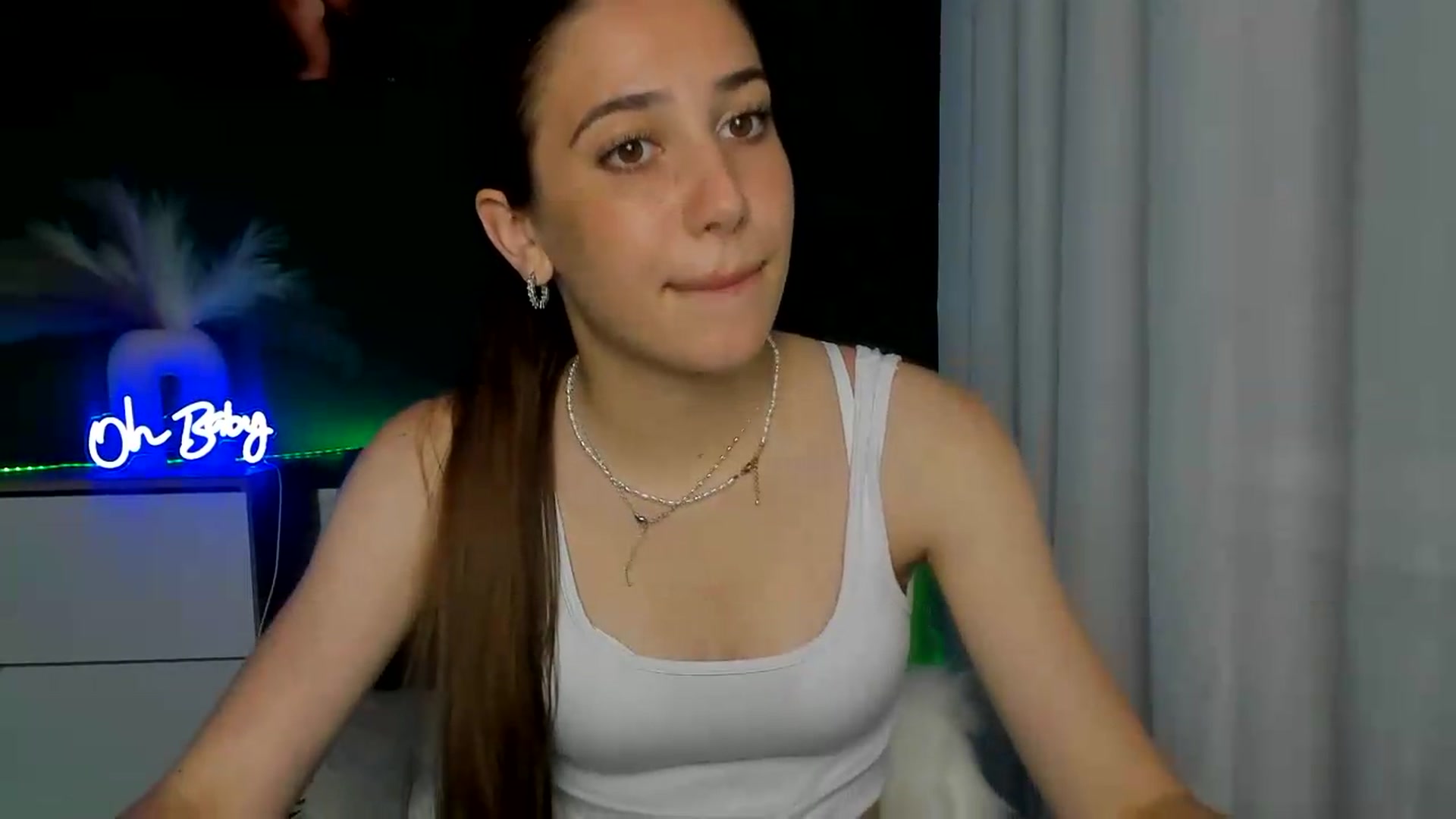 Gallery image thumbnail from AlexaPirs's myfreecams stream on, 06/22/2026, 14:03 image 8 of 20
