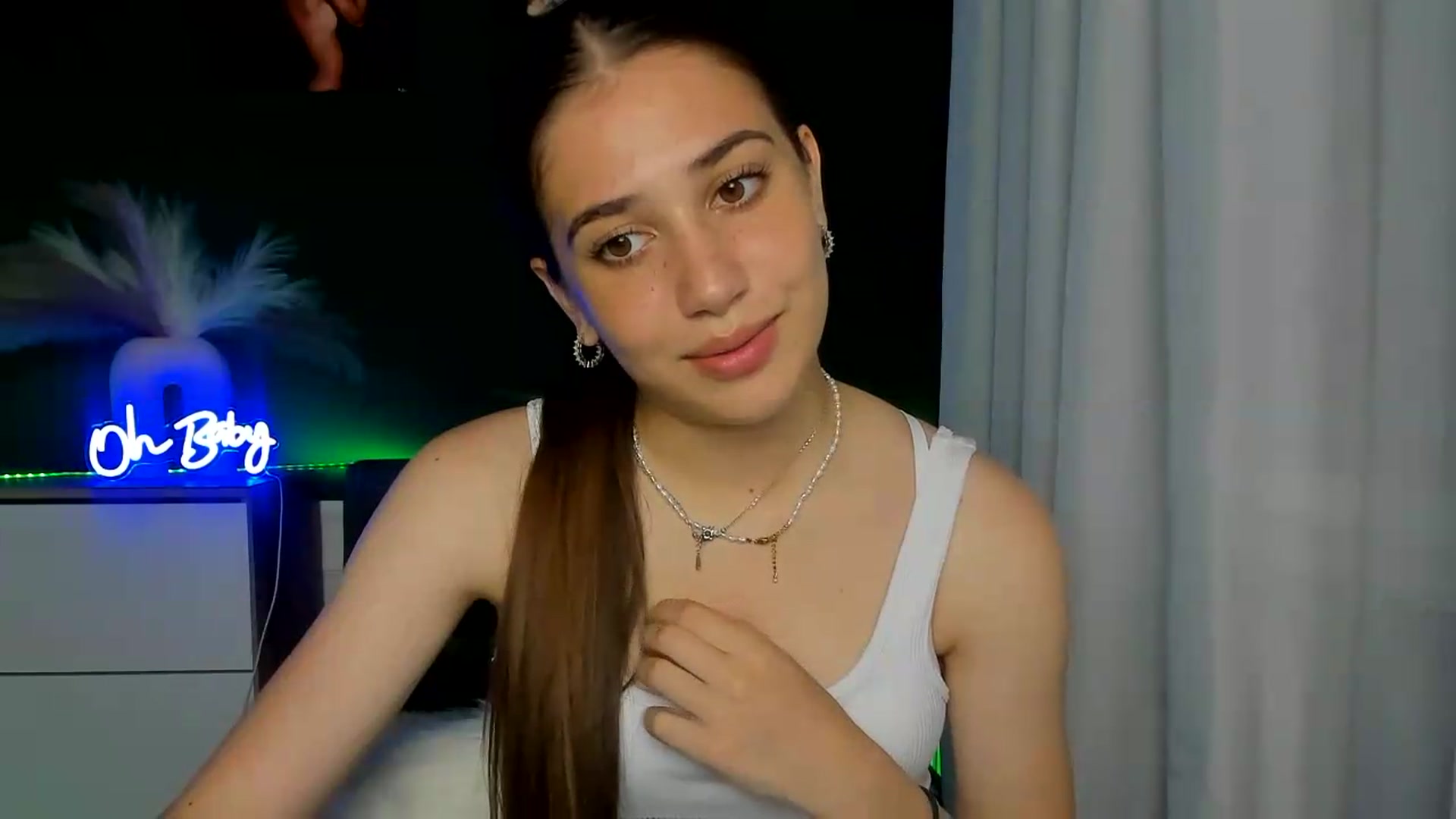 Gallery image thumbnail from AlexaPirs's myfreecams stream on, 06/22/2026, 15:45 image 14 of 20