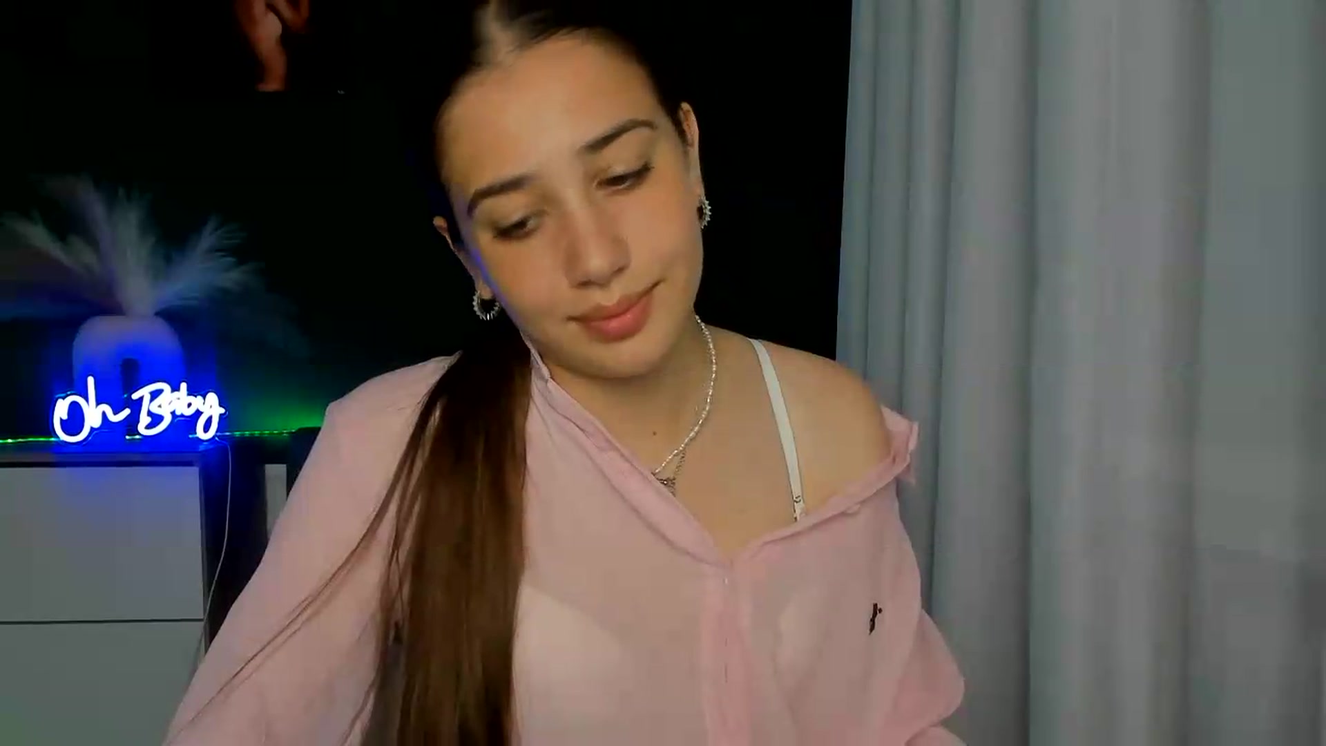 Gallery image thumbnail from AlexaPirs's myfreecams stream on, 06/23/2026, 14:39 image 9 of 20
