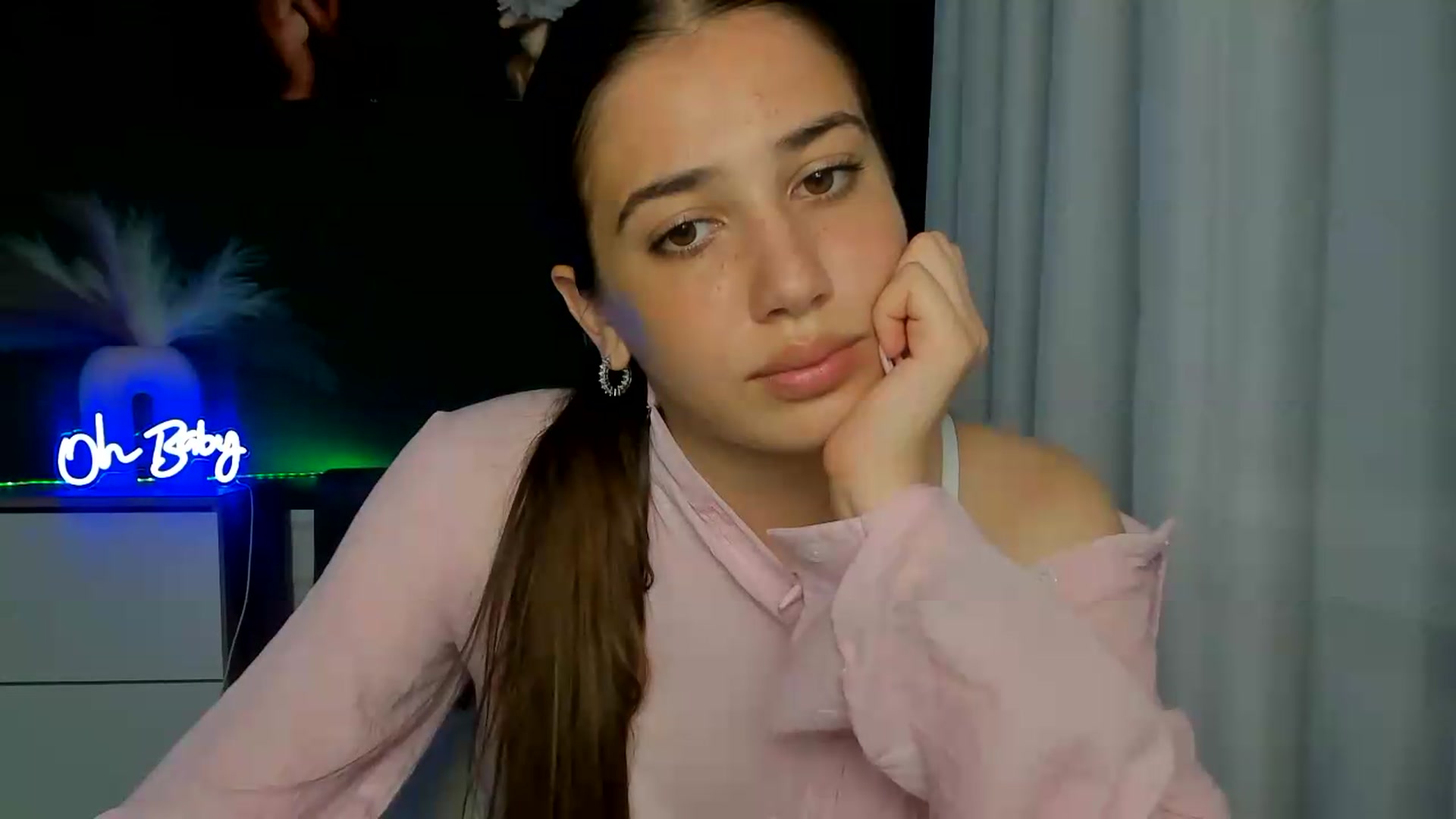 Gallery image thumbnail from AlexaPirs's myfreecams stream on, 06/23/2026, 14:39 image 11 of 20