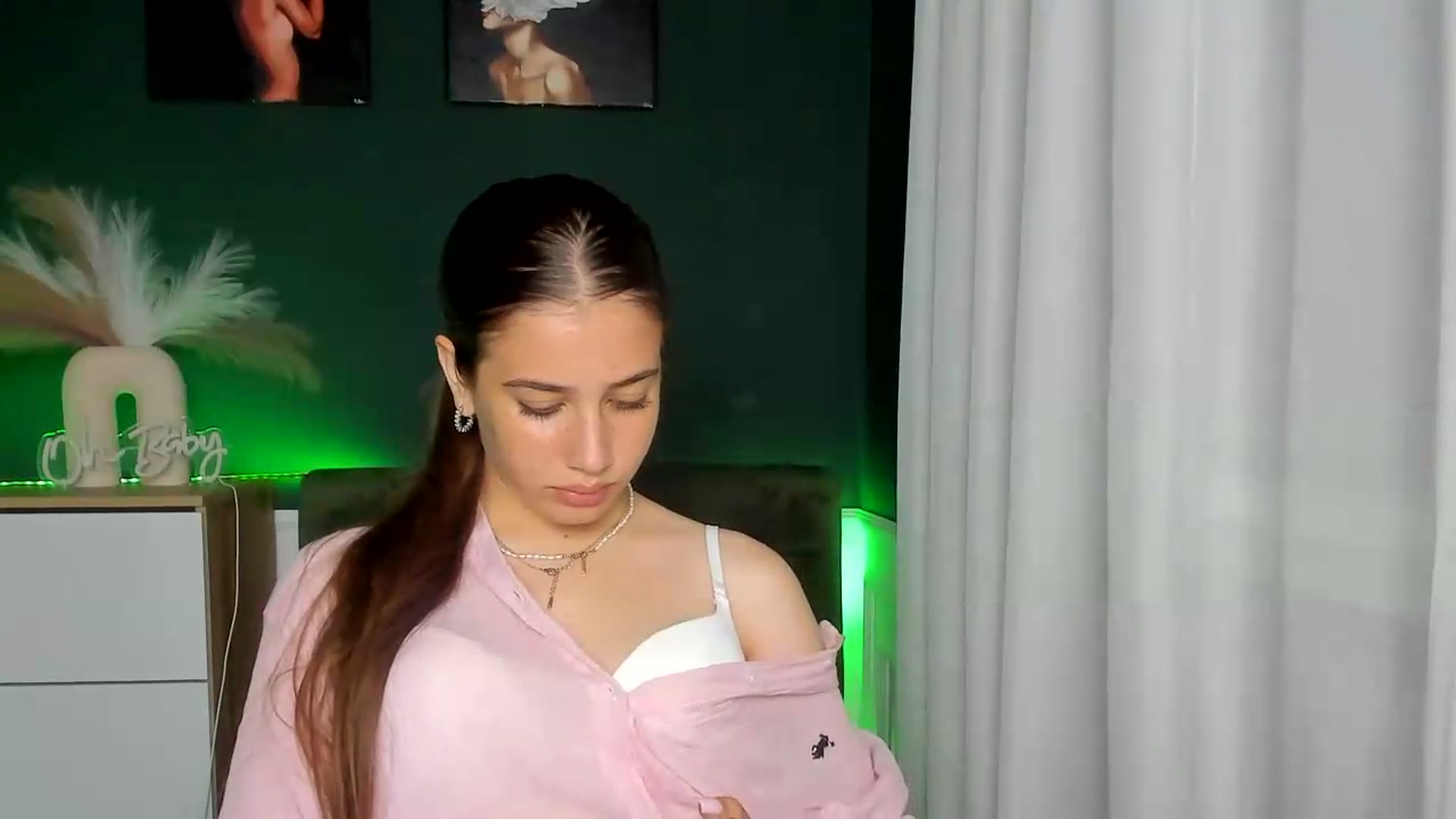 Gallery image thumbnail from AlexaPirs's myfreecams stream on, 06/23/2026, 15:57 image 13 of 20