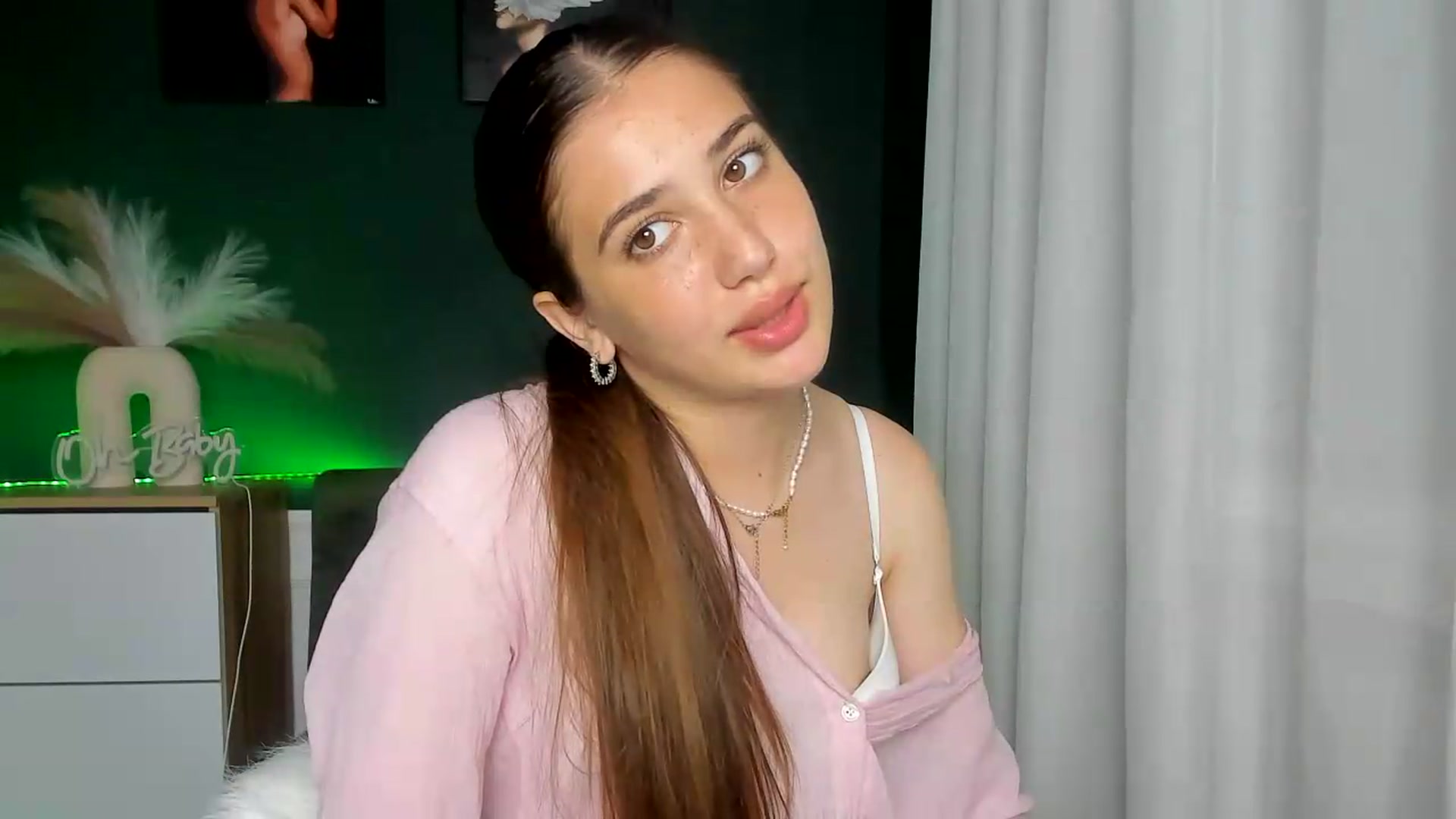 Gallery image thumbnail from AlexaPirs's myfreecams stream on, 06/23/2026, 15:57 image 9 of 20