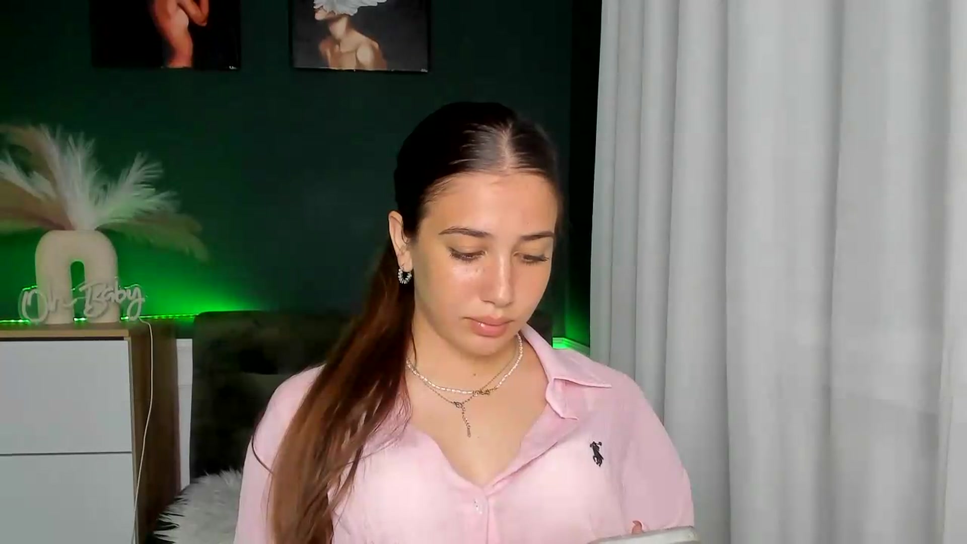 Gallery image thumbnail from AlexaPirs's myfreecams stream on, 06/23/2026, 16:51 image 20 of 20
