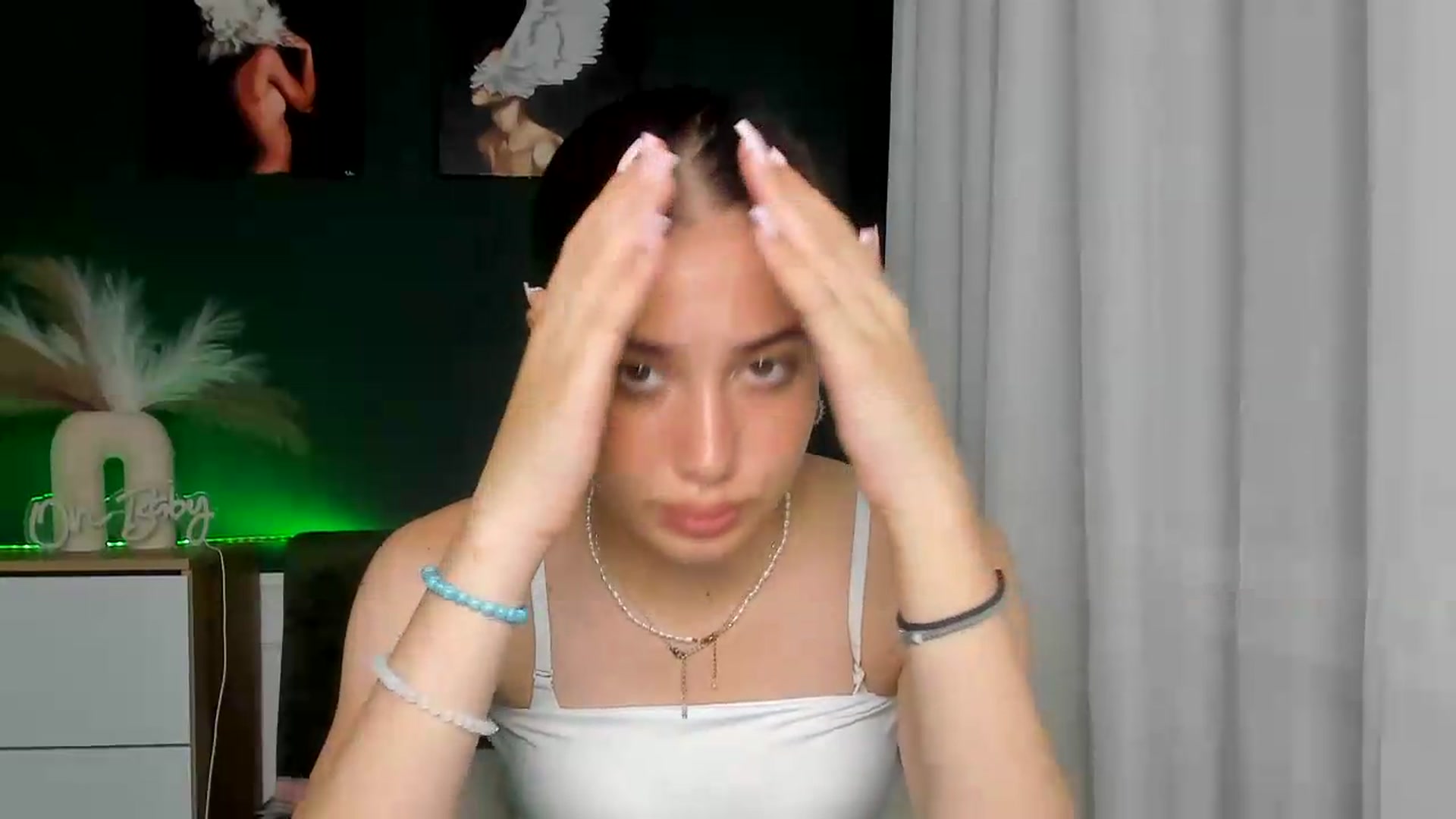 Gallery image thumbnail from AlexaPirs's myfreecams stream on, 06/24/2026, 13:54 image 4 of 20