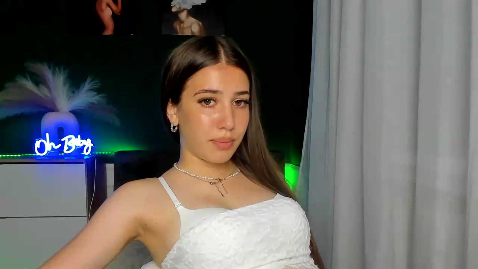 Gallery image thumbnail from AlexaPirs's myfreecams stream on, 06/29/2026, 13:50 image 3 of 20