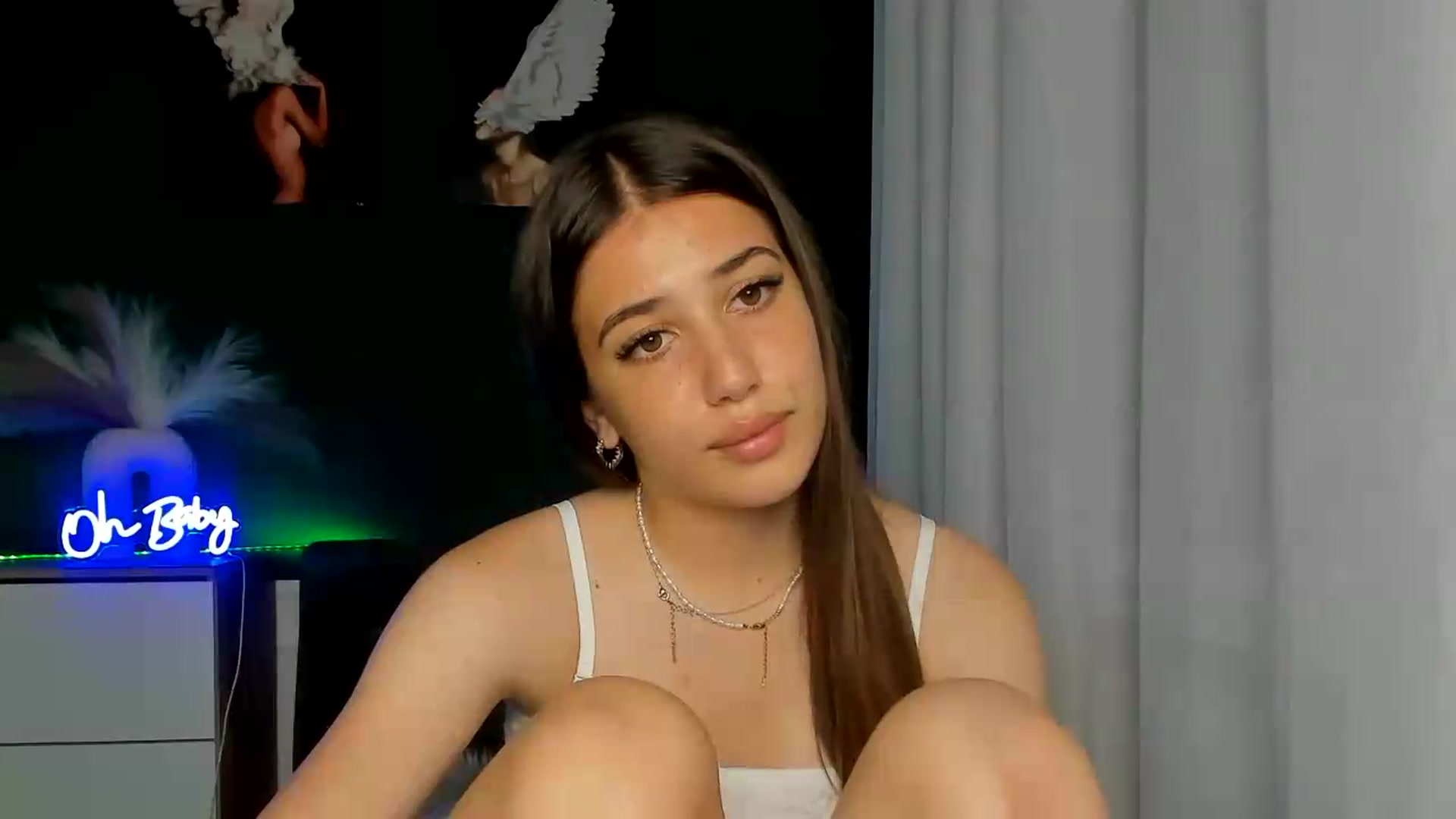 Gallery image thumbnail from AlexaPirs's myfreecams stream on, 06/29/2026, 15:47 image 3 of 20