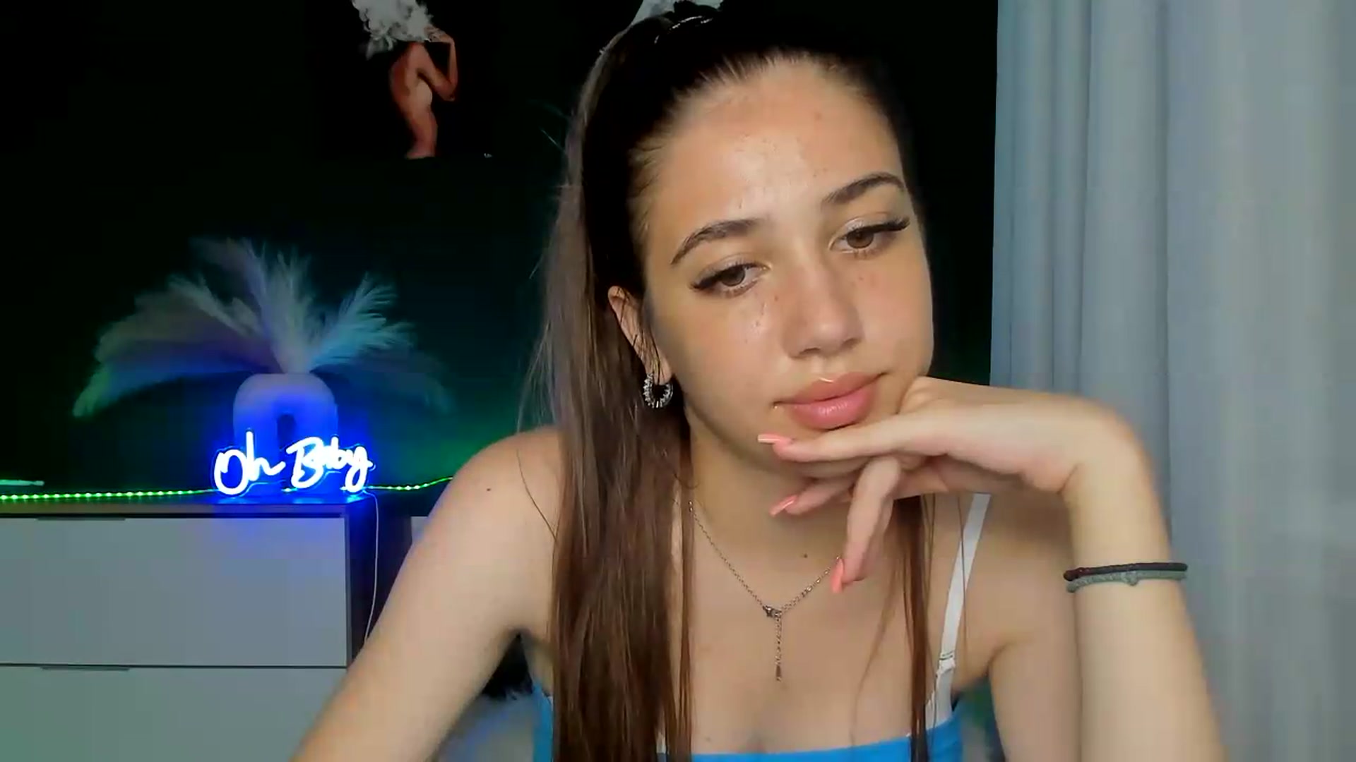 Gallery image thumbnail from AlexaPirs's myfreecams stream on, 07/01/2026, 15:03 image 18 of 20