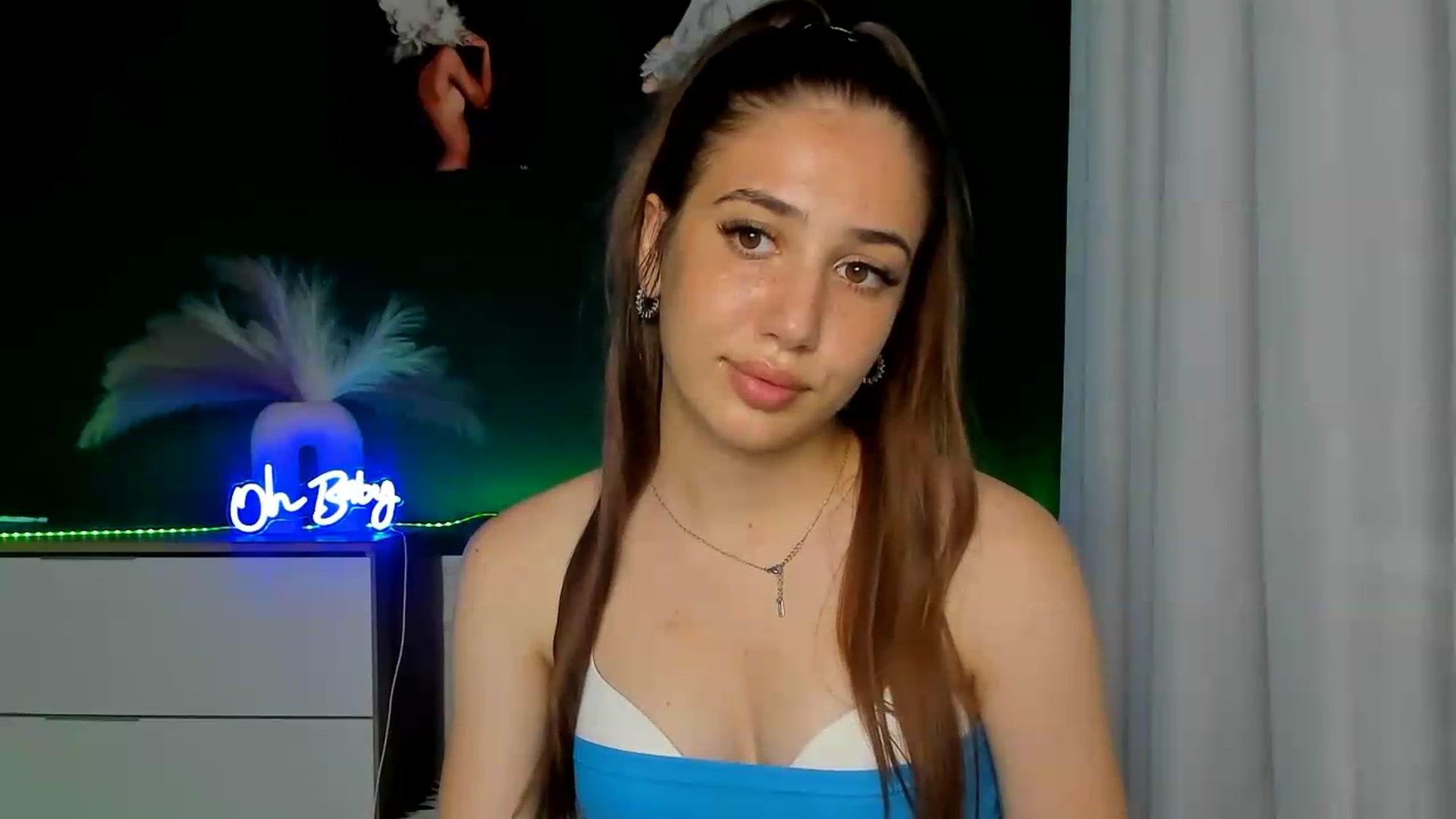 Gallery image thumbnail from AlexaPirs's myfreecams stream on, 07/01/2026, 15:42 image 7 of 20