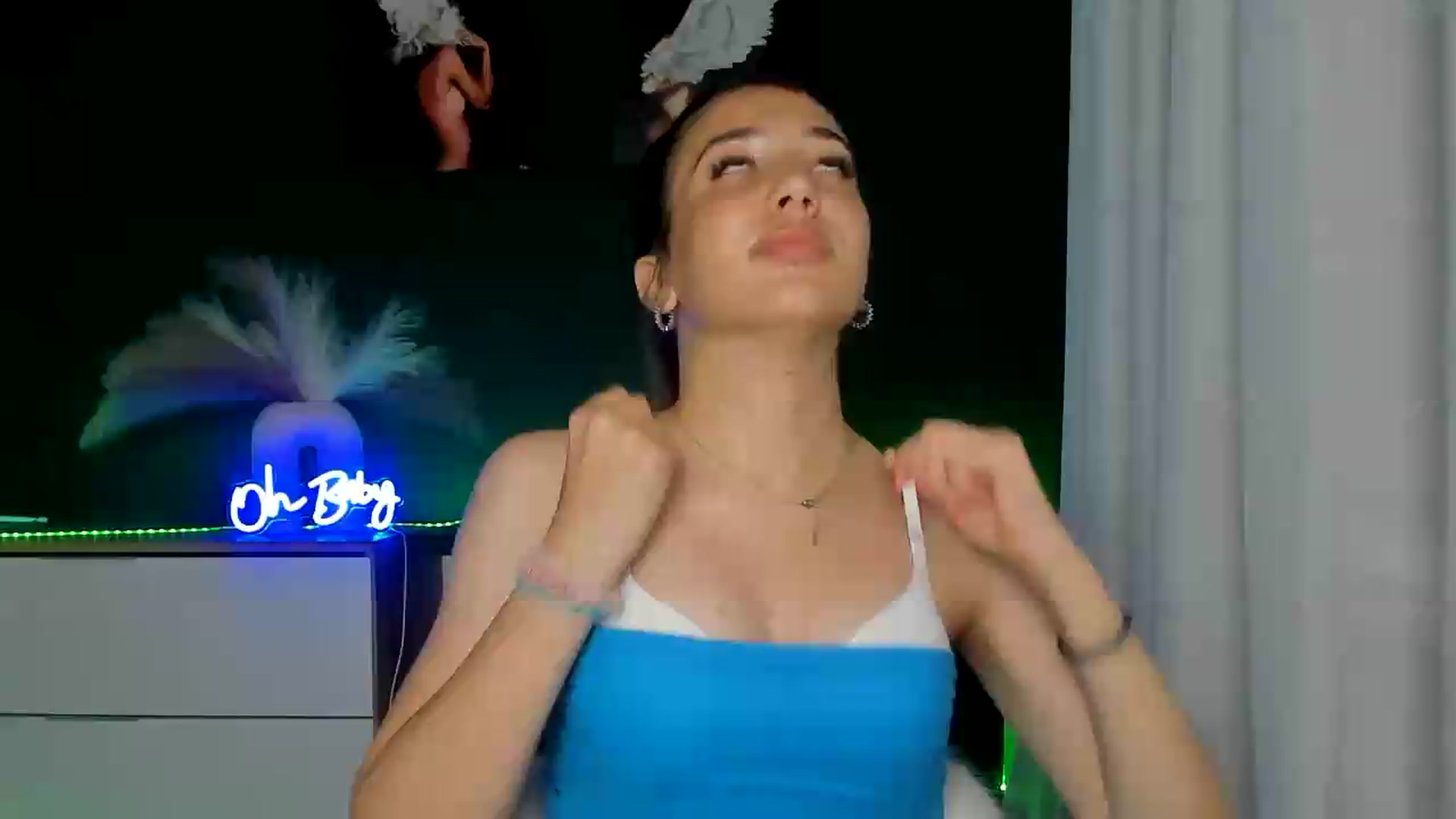 Gallery image thumbnail from AlexaPirs's myfreecams stream on, 07/01/2026, 15:42 image 1 of 20