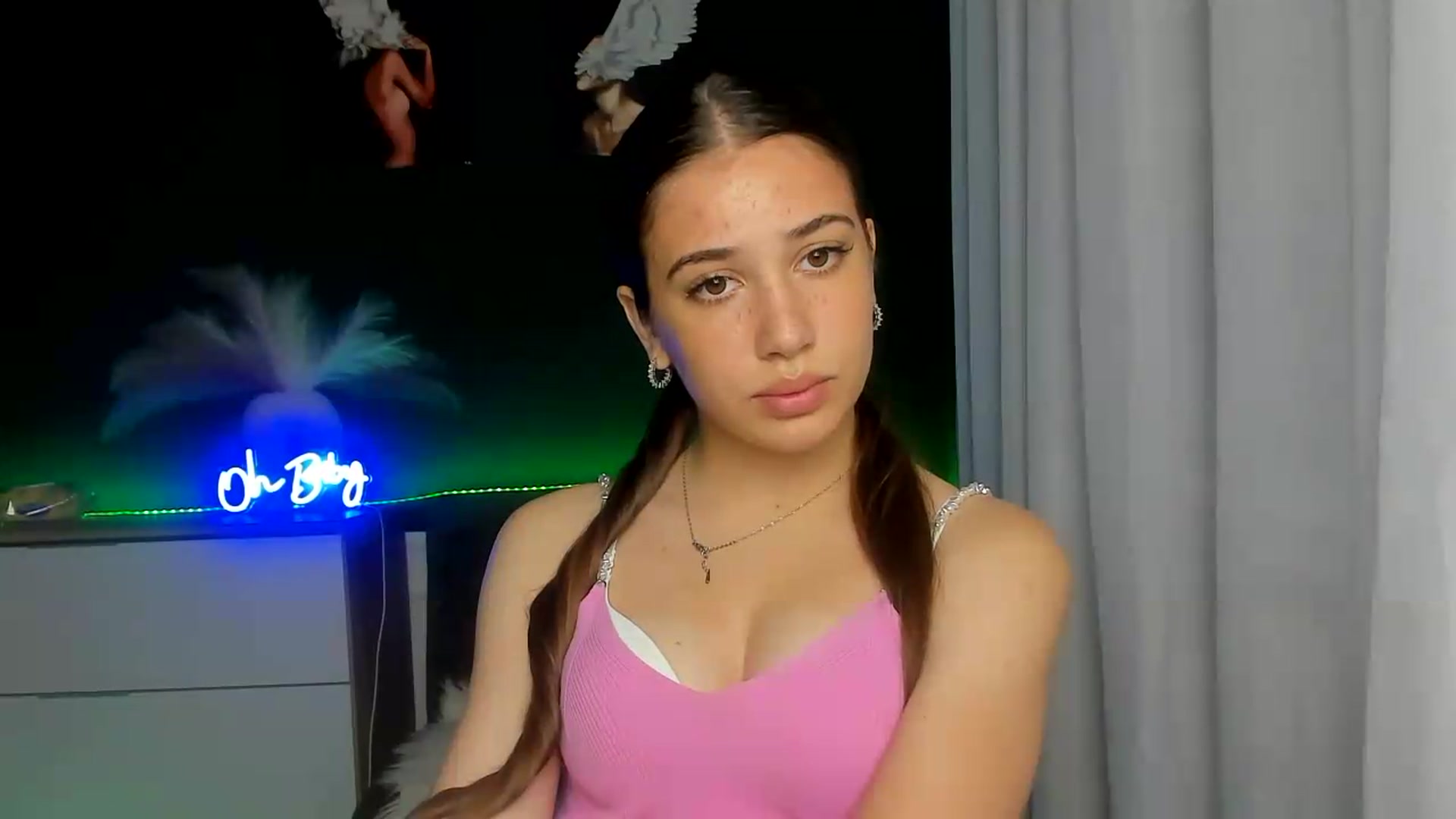 Gallery image thumbnail from AlexaPirs's myfreecams stream on, 07/12/2026, 14:22 image 12 of 20