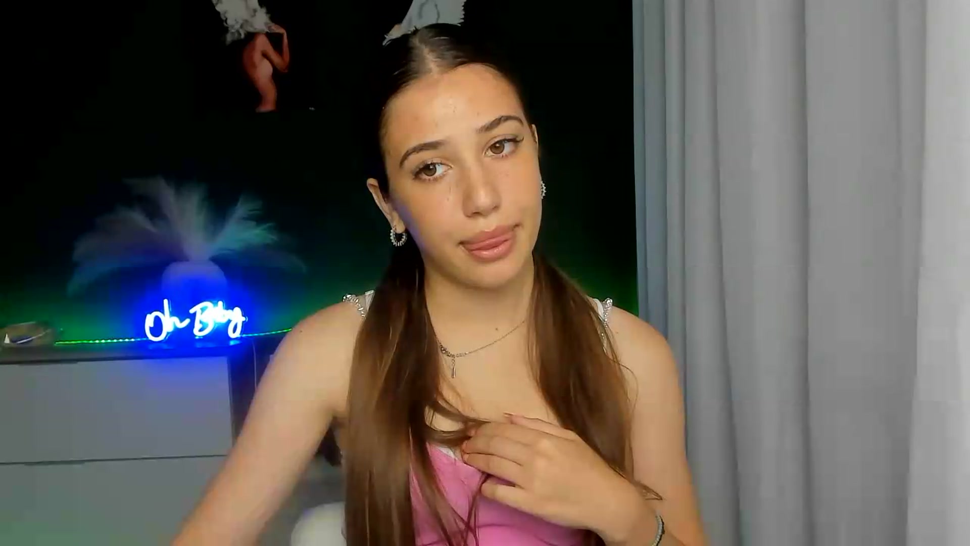 Gallery image thumbnail from AlexaPirs's myfreecams stream on, 07/12/2026, 14:22 image 7 of 20