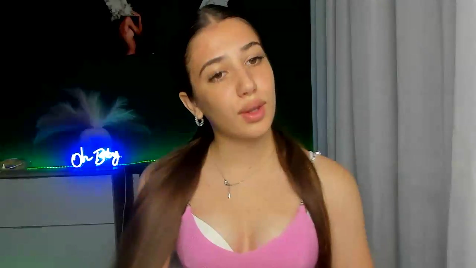 Gallery image thumbnail from AlexaPirs's myfreecams stream on, 07/12/2026, 14:22 image 13 of 20