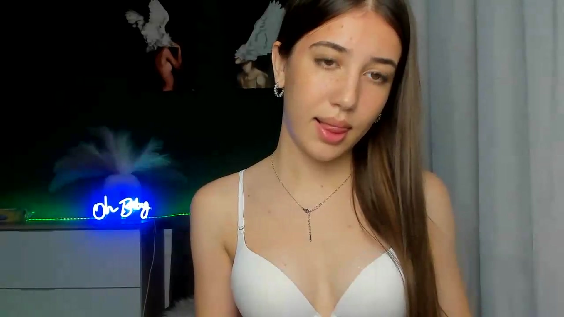 Gallery image thumbnail from AlexaPirs's myfreecams stream on, 07/13/2026, 15:36 image 4 of 20