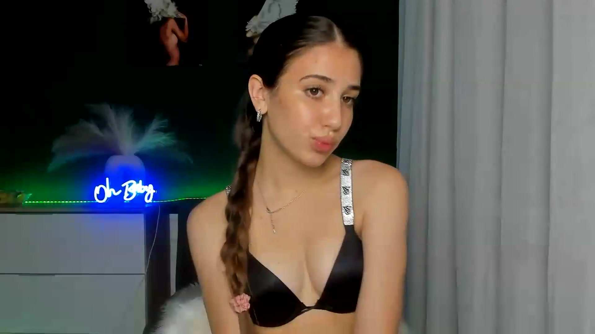 Gallery image thumbnail from AlexaPirs's myfreecams stream on, 07/15/2026, 14:52 image 17 of 20
