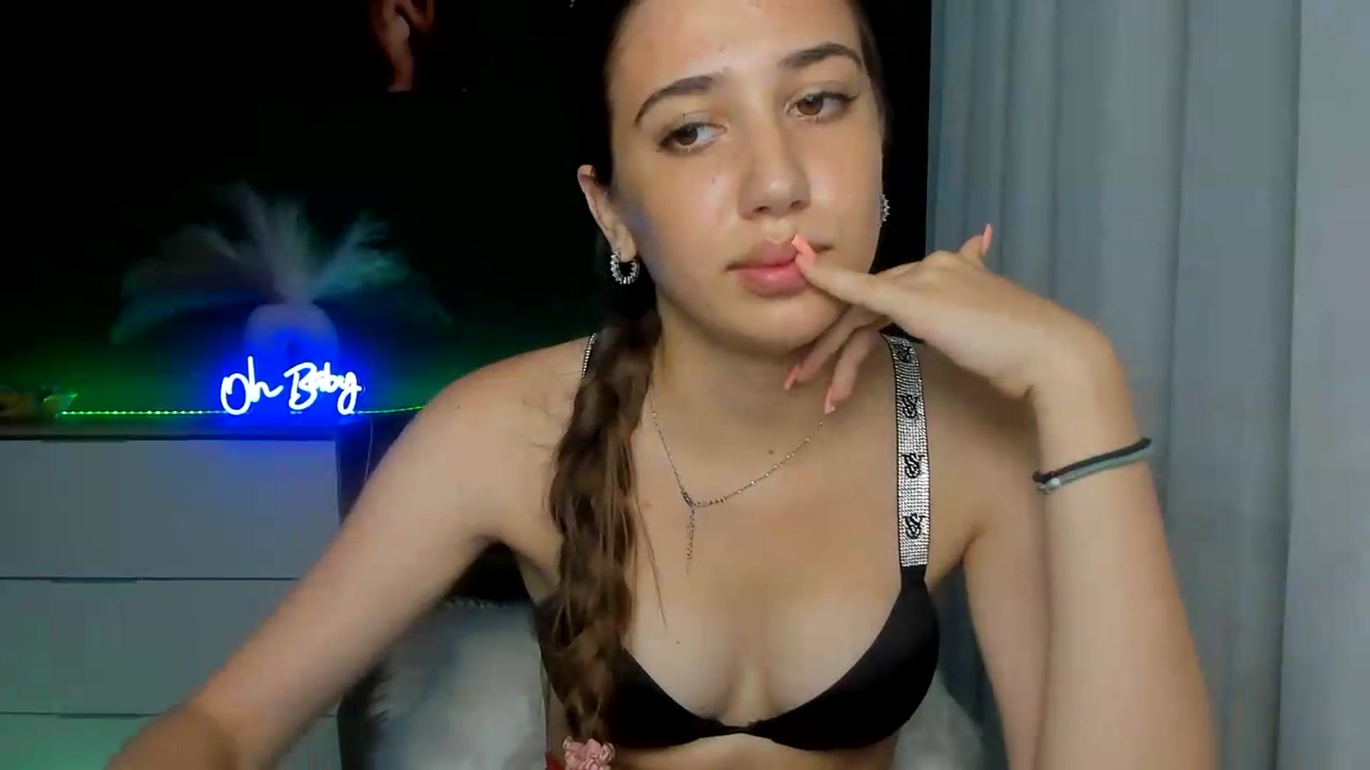 Gallery image thumbnail from AlexaPirs's myfreecams stream on, 07/15/2026, 15:24 image 12 of 20