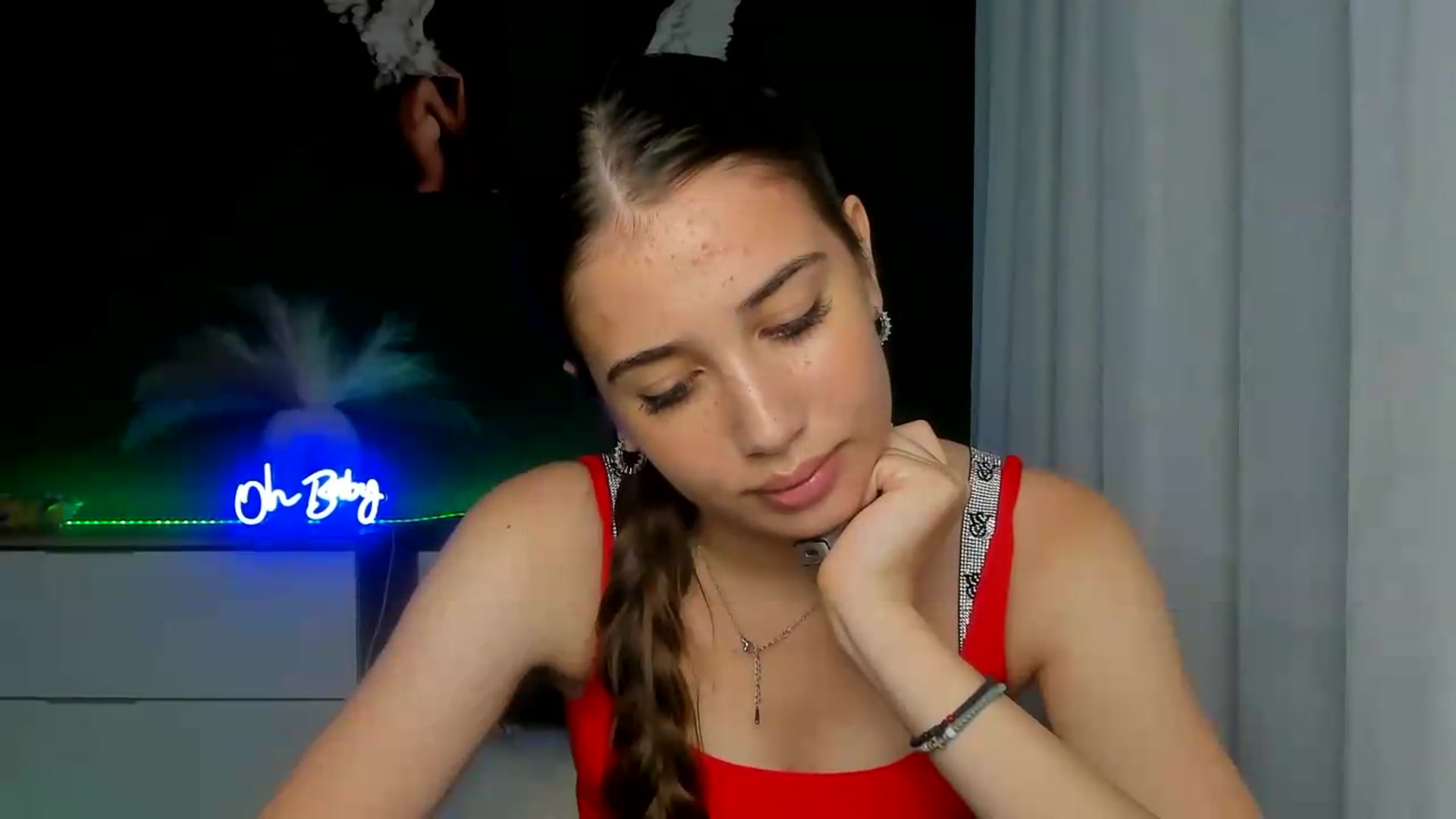 Gallery image thumbnail from AlexaPirs's myfreecams stream on, 07/15/2026, 15:51 image 18 of 20