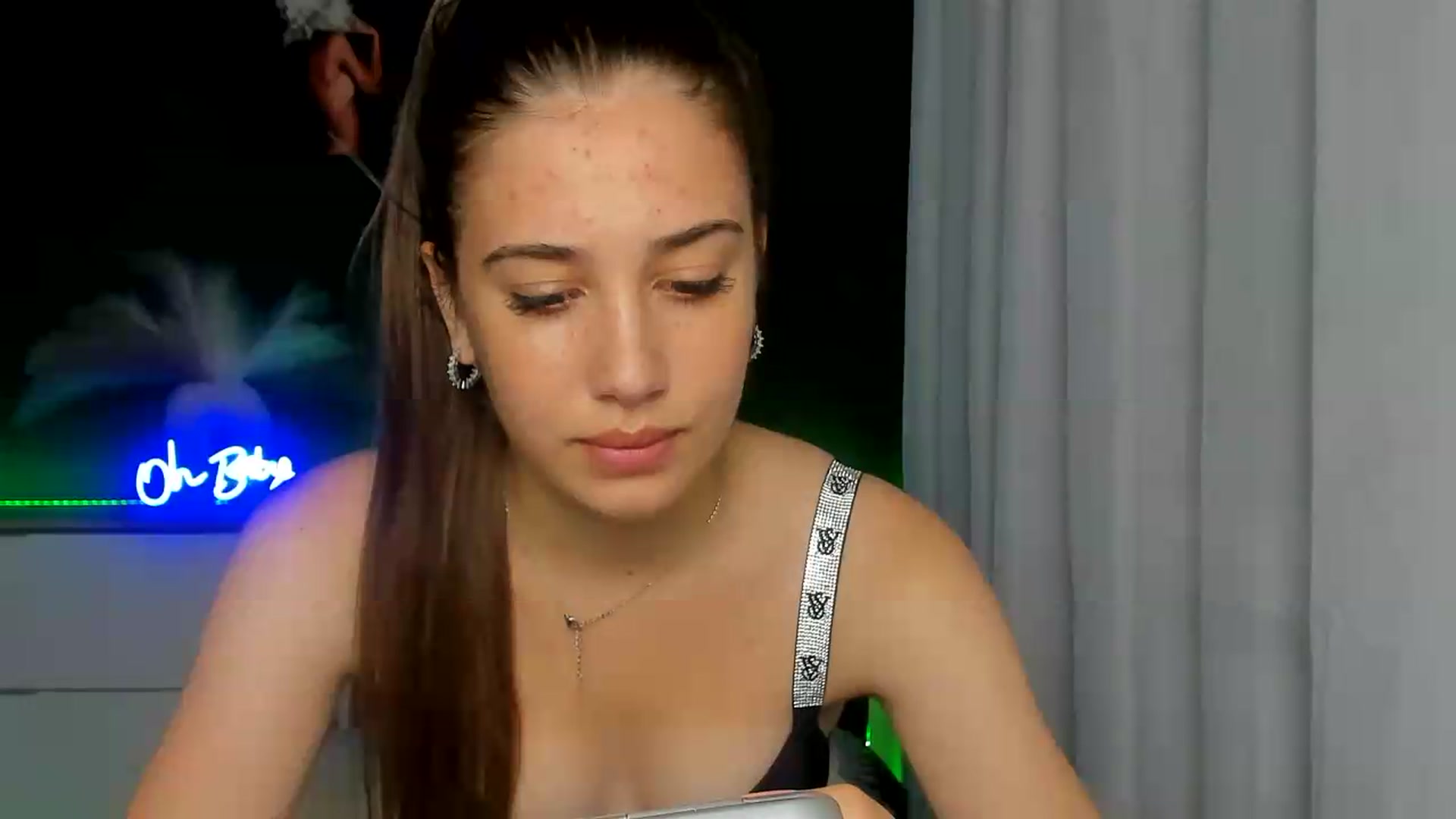 Gallery image thumbnail from AlexaPirs's myfreecams stream on, 07/16/2026, 15:28 image 2 of 20