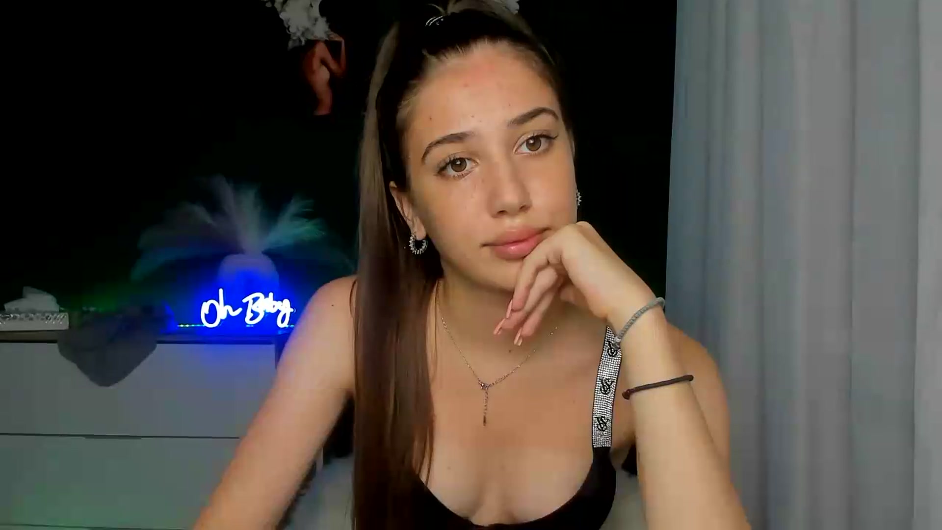Gallery image thumbnail from AlexaPirs's myfreecams stream on, 07/17/2026, 14:43 image 17 of 20