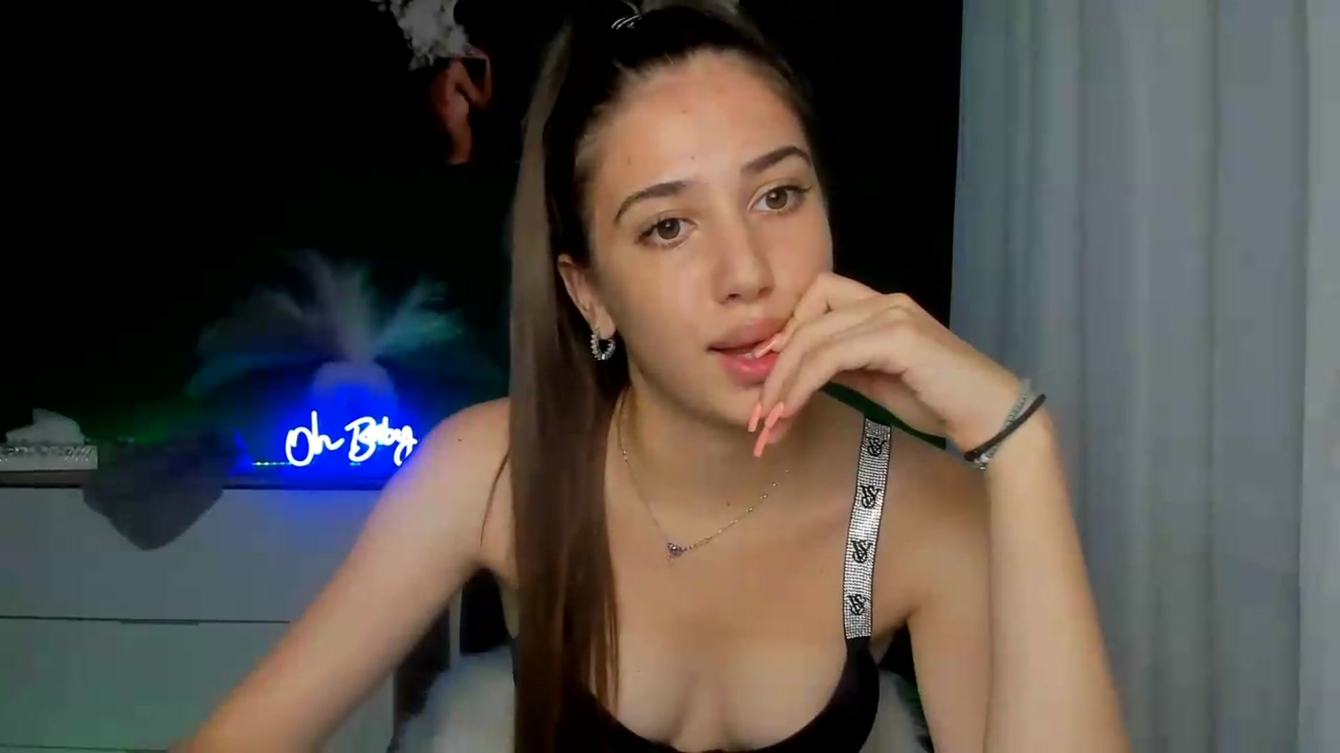Gallery image thumbnail from AlexaPirs's myfreecams stream on, 07/17/2026, 14:43 image 13 of 20