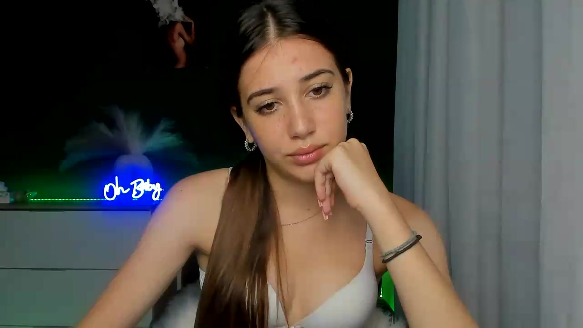 Gallery image thumbnail from AlexaPirs's myfreecams stream on, 07/20/2026, 13:51 image 17 of 20
