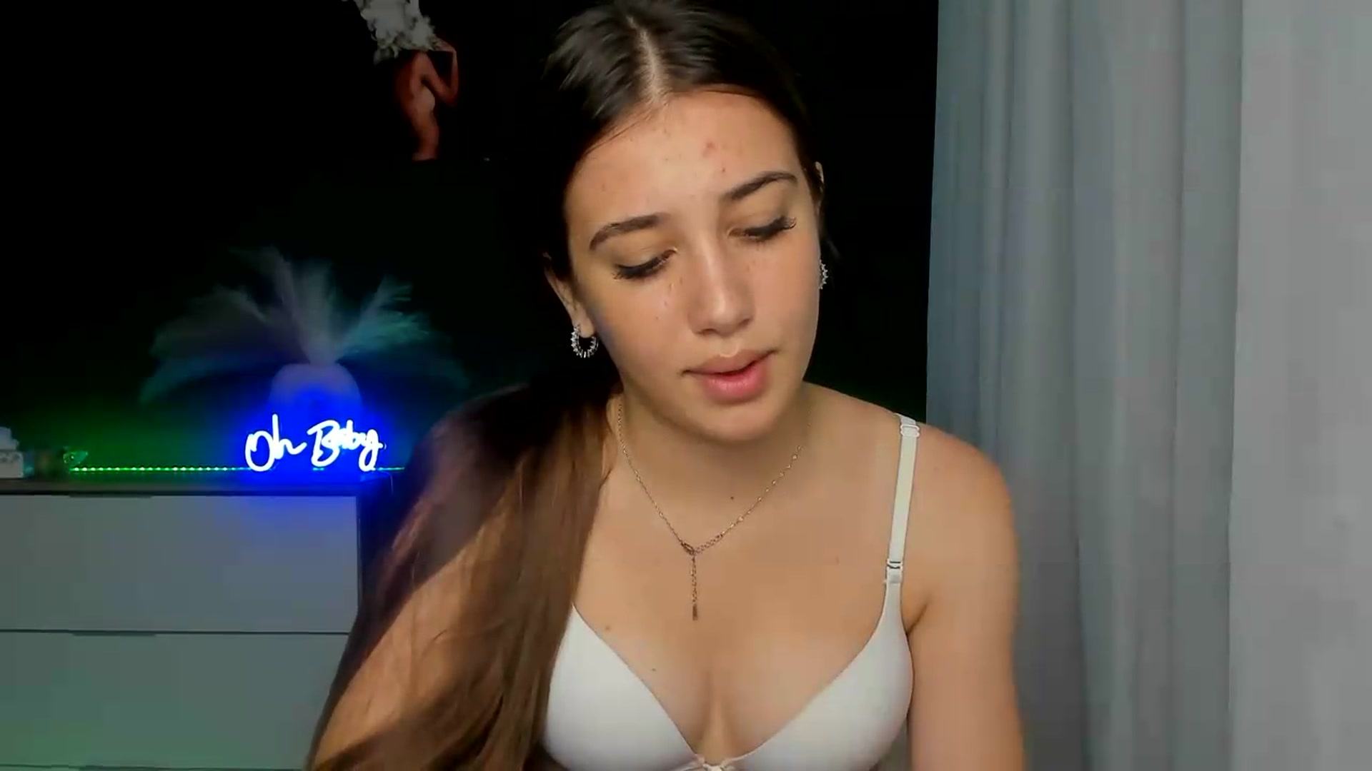 Gallery image thumbnail from AlexaPirs's myfreecams stream on, 07/20/2026, 14:23 image 3 of 20