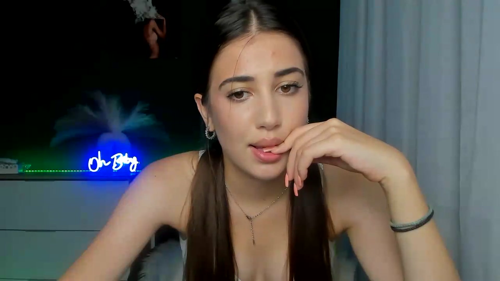 Gallery image thumbnail from AlexaPirs's myfreecams stream on, 07/20/2026, 16:48 image 4 of 20