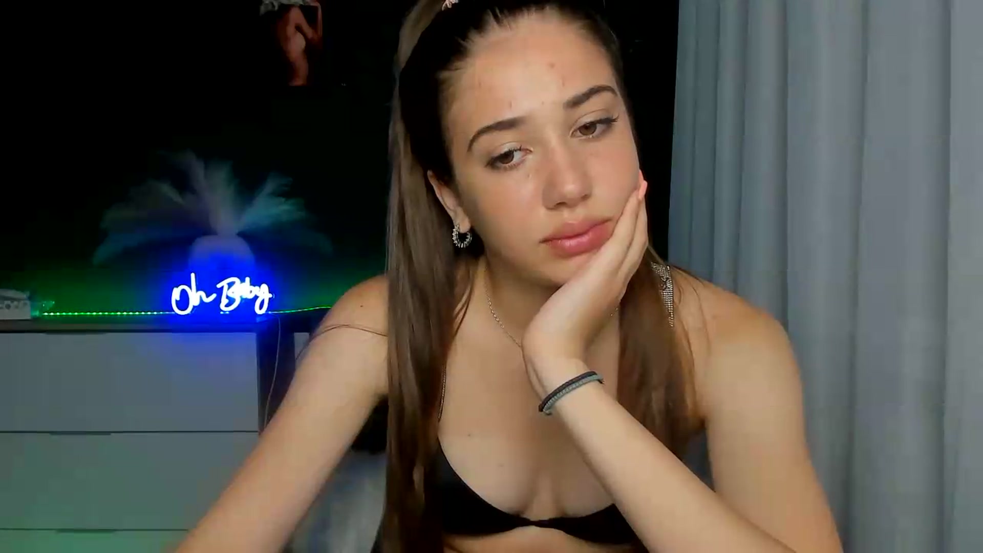 Gallery image thumbnail from AlexaPirs's myfreecams stream on, 07/23/2026, 13:51 image 3 of 20