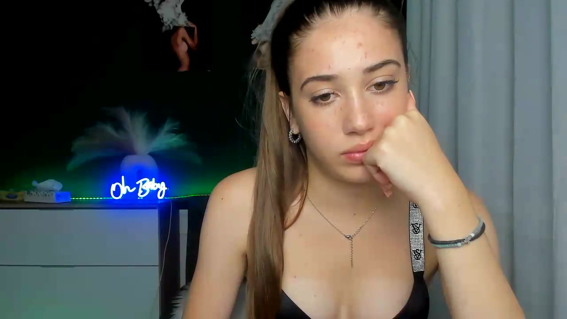 Gallery image thumbnail from AlexaPirs's myfreecams stream on, 07/23/2026, 15:44 image 16 of 20