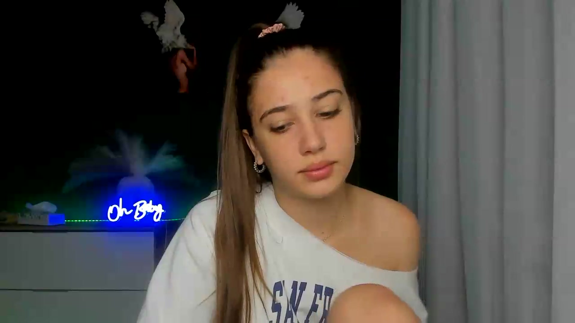 Gallery image thumbnail from AlexaPirs's myfreecams stream on, 07/24/2026, 13:37 image 3 of 20