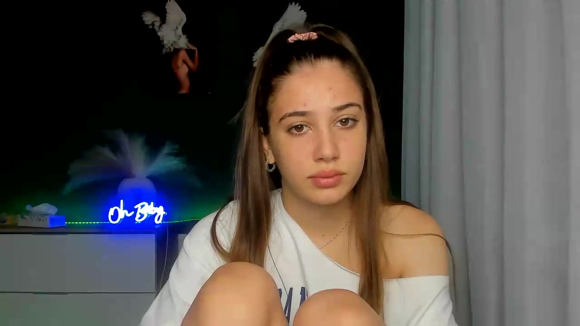 Gallery image thumbnail from AlexaPirs's myfreecams stream on, 07/24/2026, 13:37 image 5 of 20