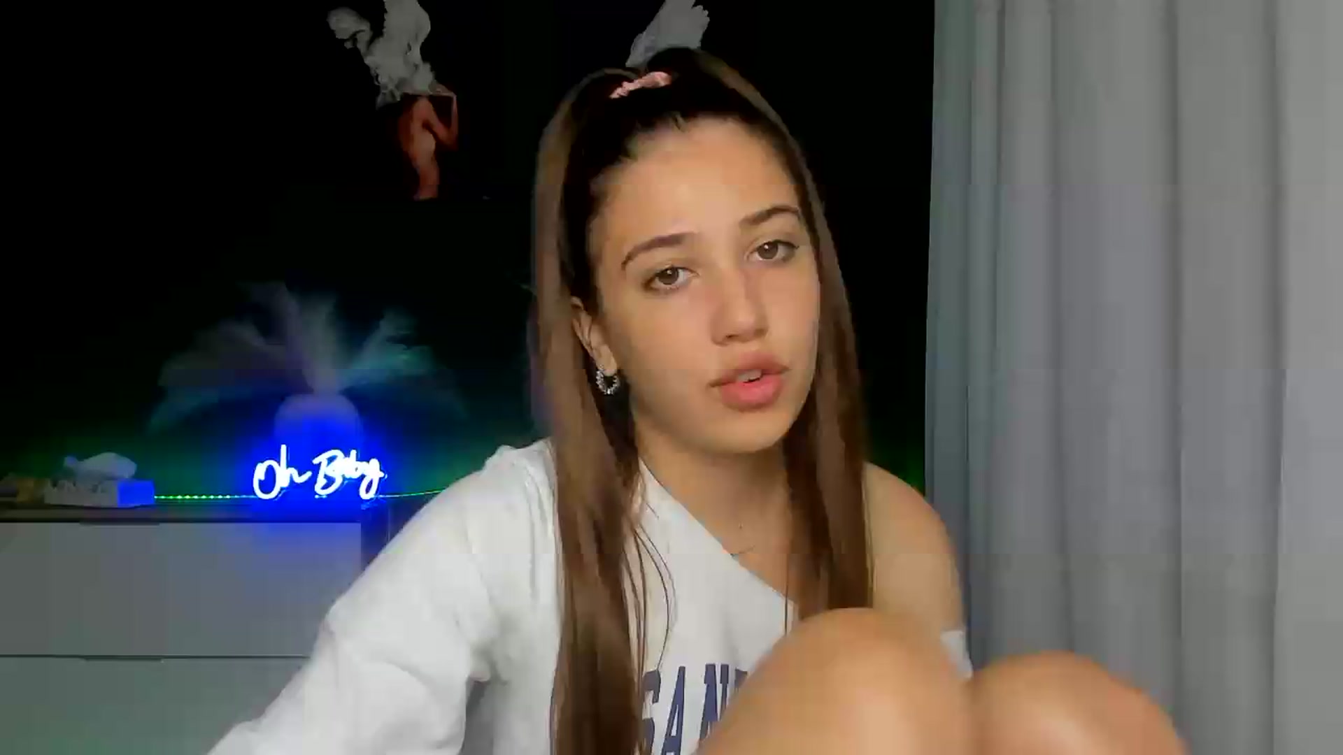 Gallery image thumbnail from AlexaPirs's myfreecams stream on, 07/24/2026, 13:37 image 20 of 20