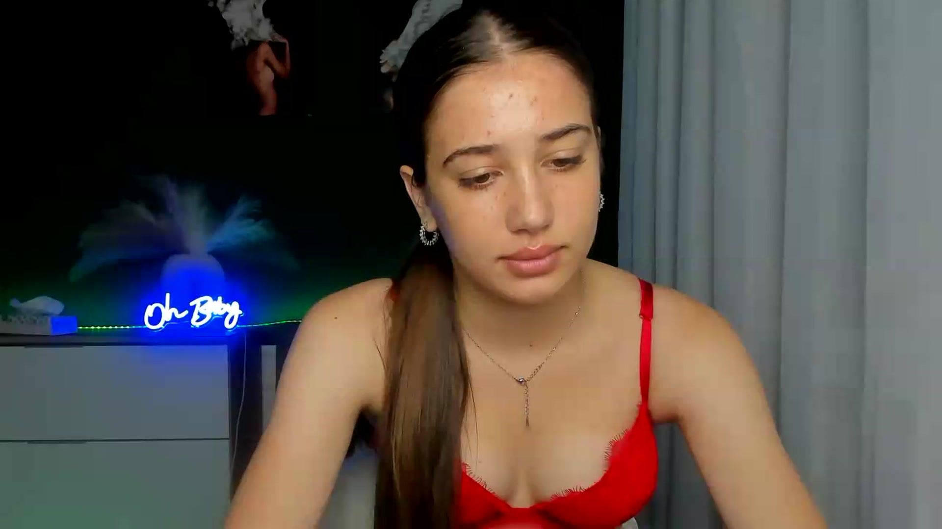 Gallery image thumbnail from AlexaPirs's myfreecams stream on, 07/27/2026, 13:16 image 9 of 20