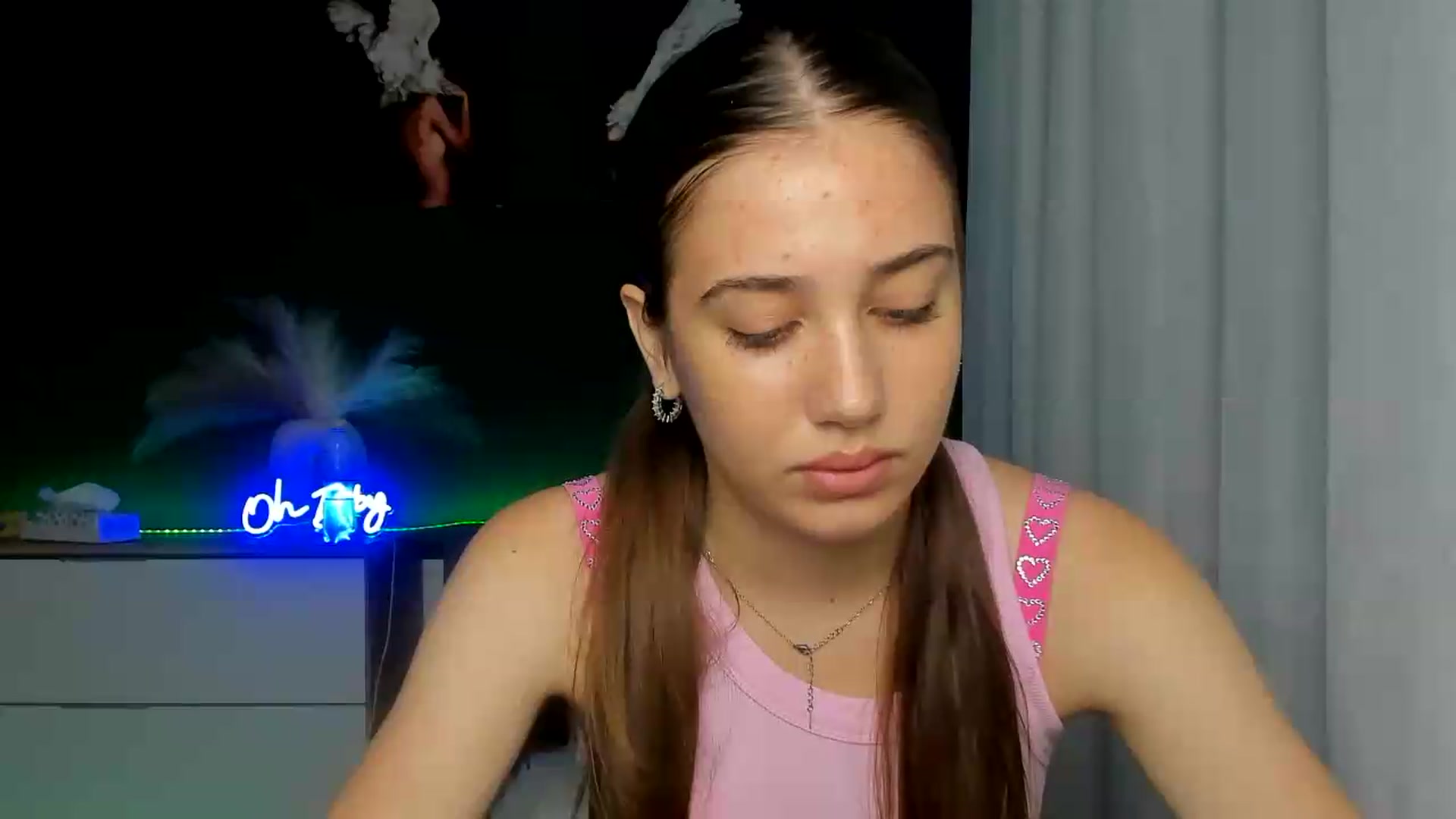Gallery image thumbnail from AlexaPirs's myfreecams stream on, 07/27/2026, 14:01 image 20 of 20