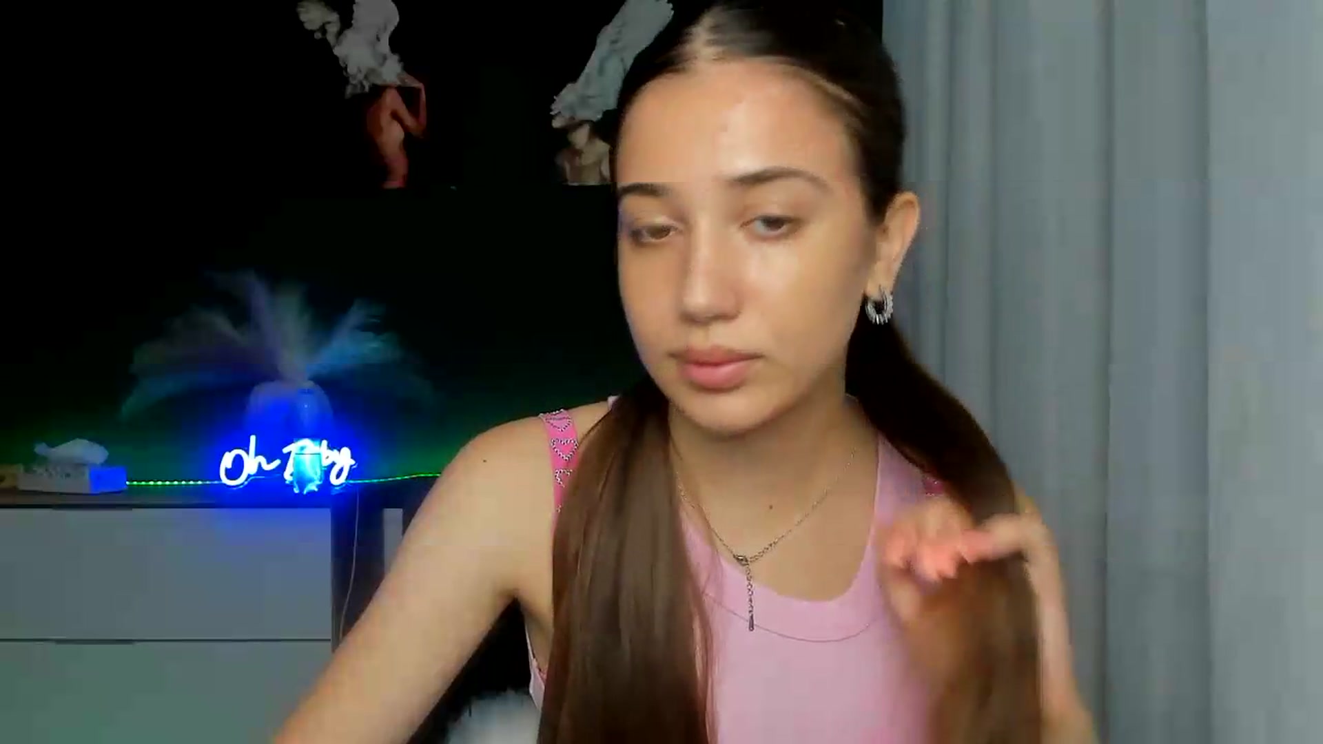 Gallery image thumbnail from AlexaPirs's myfreecams stream on, 07/27/2026, 14:01 image 15 of 20