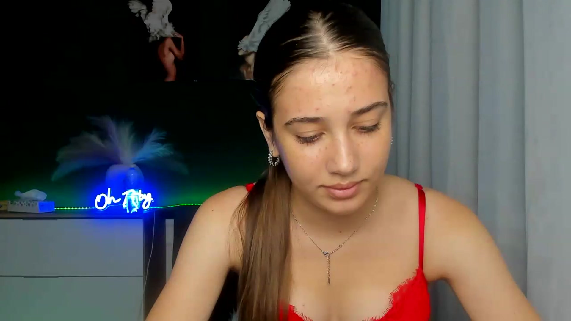 Gallery image thumbnail from AlexaPirs's myfreecams stream on, 07/27/2026, 14:32 image 19 of 20