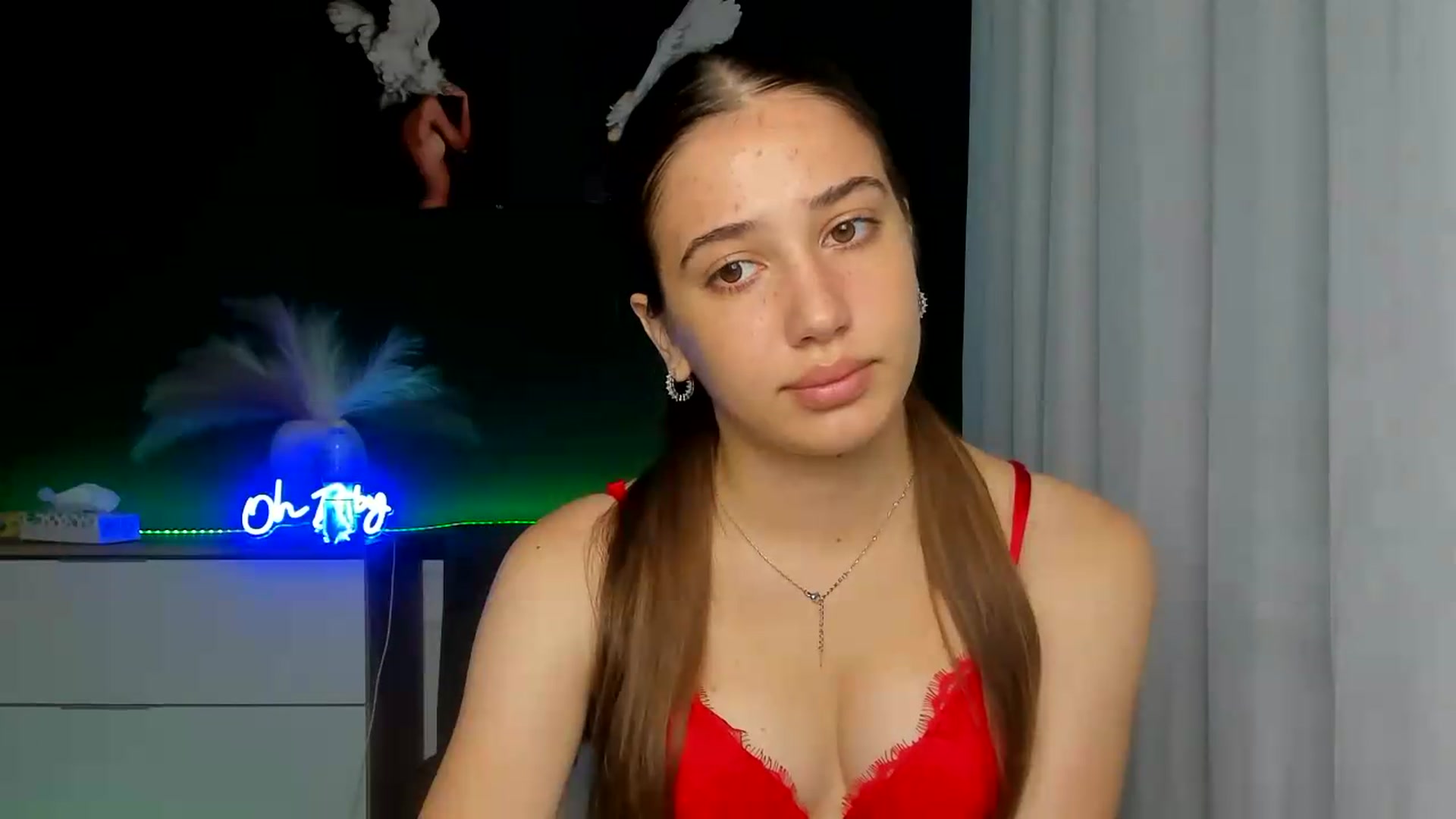Gallery image thumbnail from AlexaPirs's myfreecams stream on, 07/27/2026, 14:32 image 14 of 20